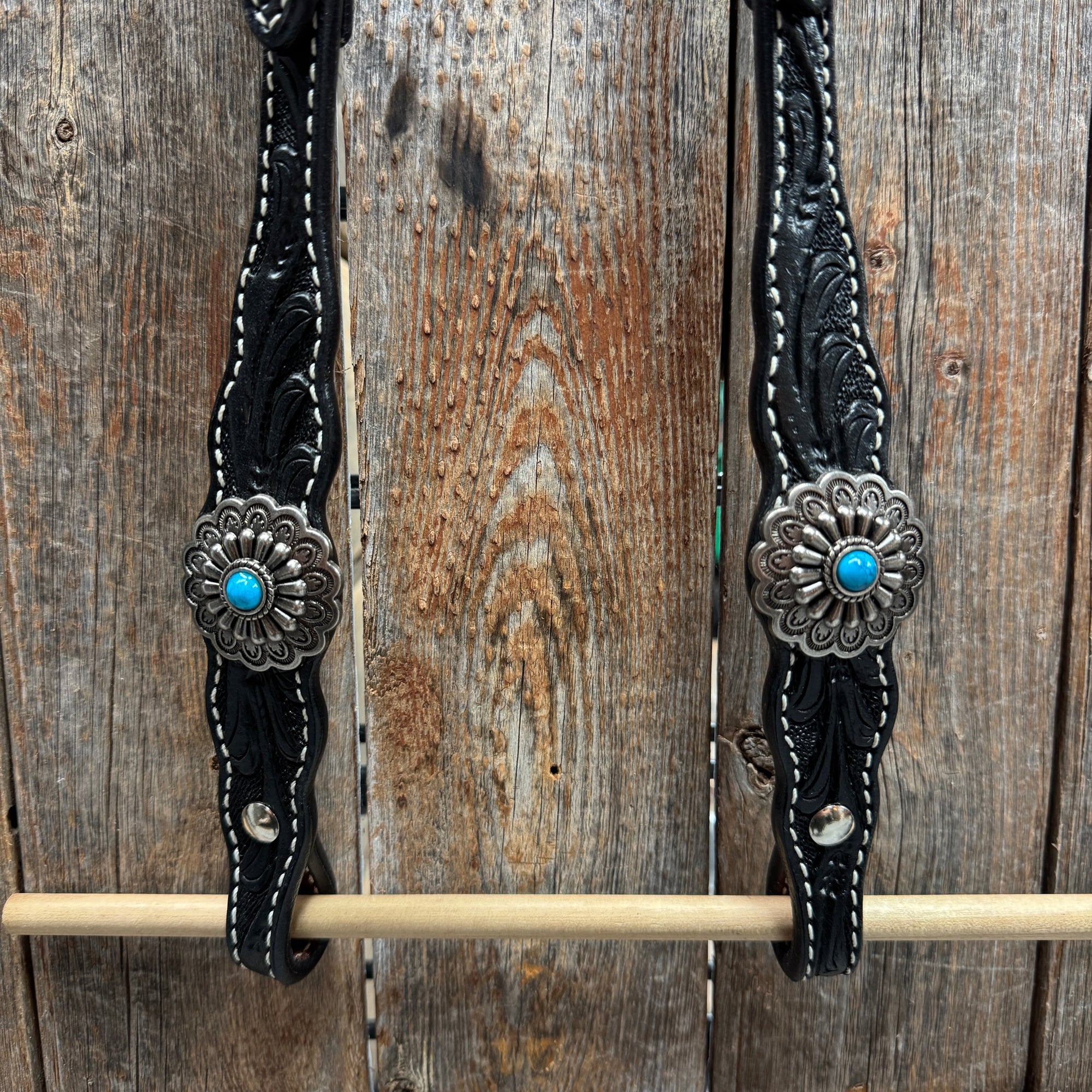 Black Floral Antique Silver Turquoise Browband/One Ear Tack Set