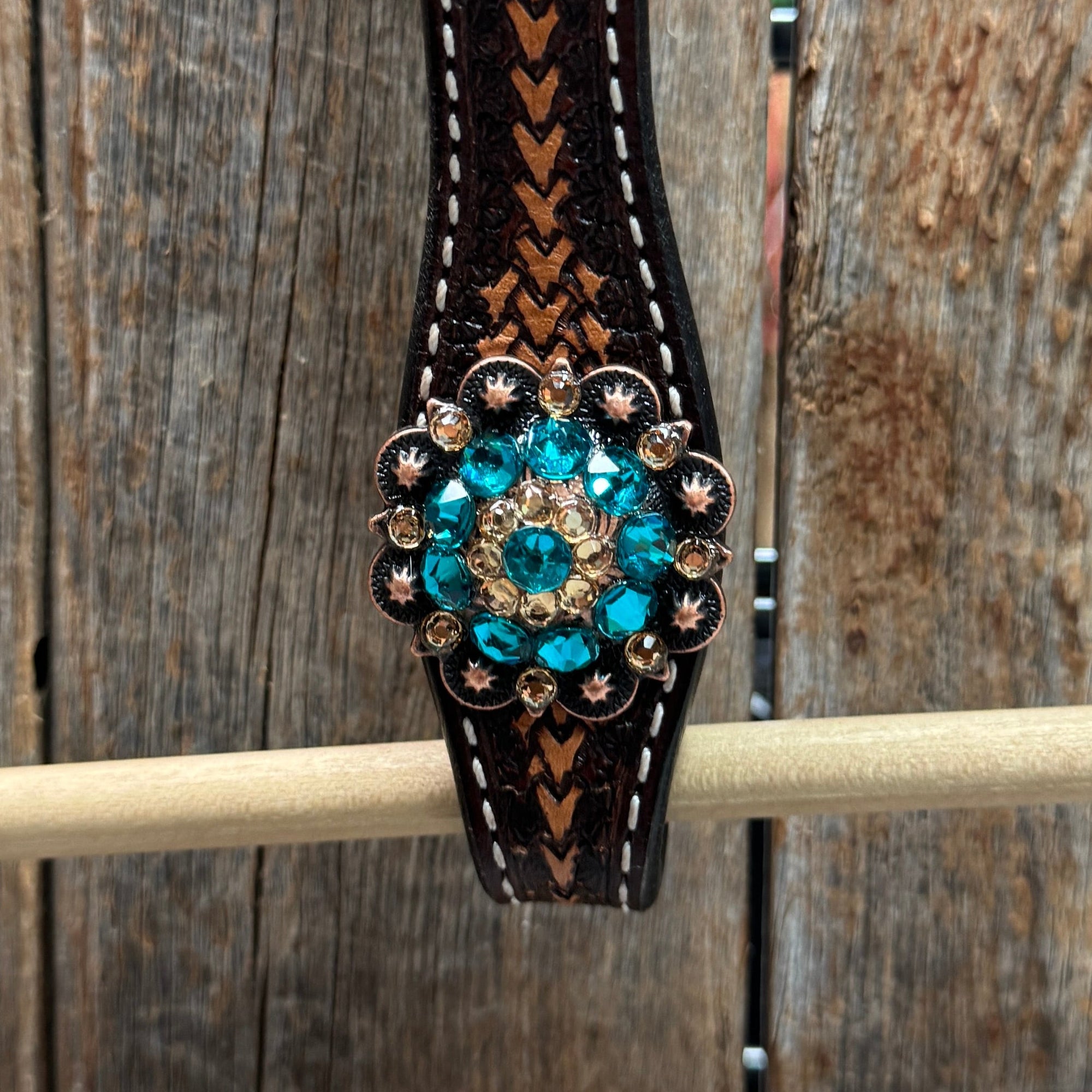 Foxtail Teal/Champagne Browband, One Ear &amp; Breastcollar Tack Set