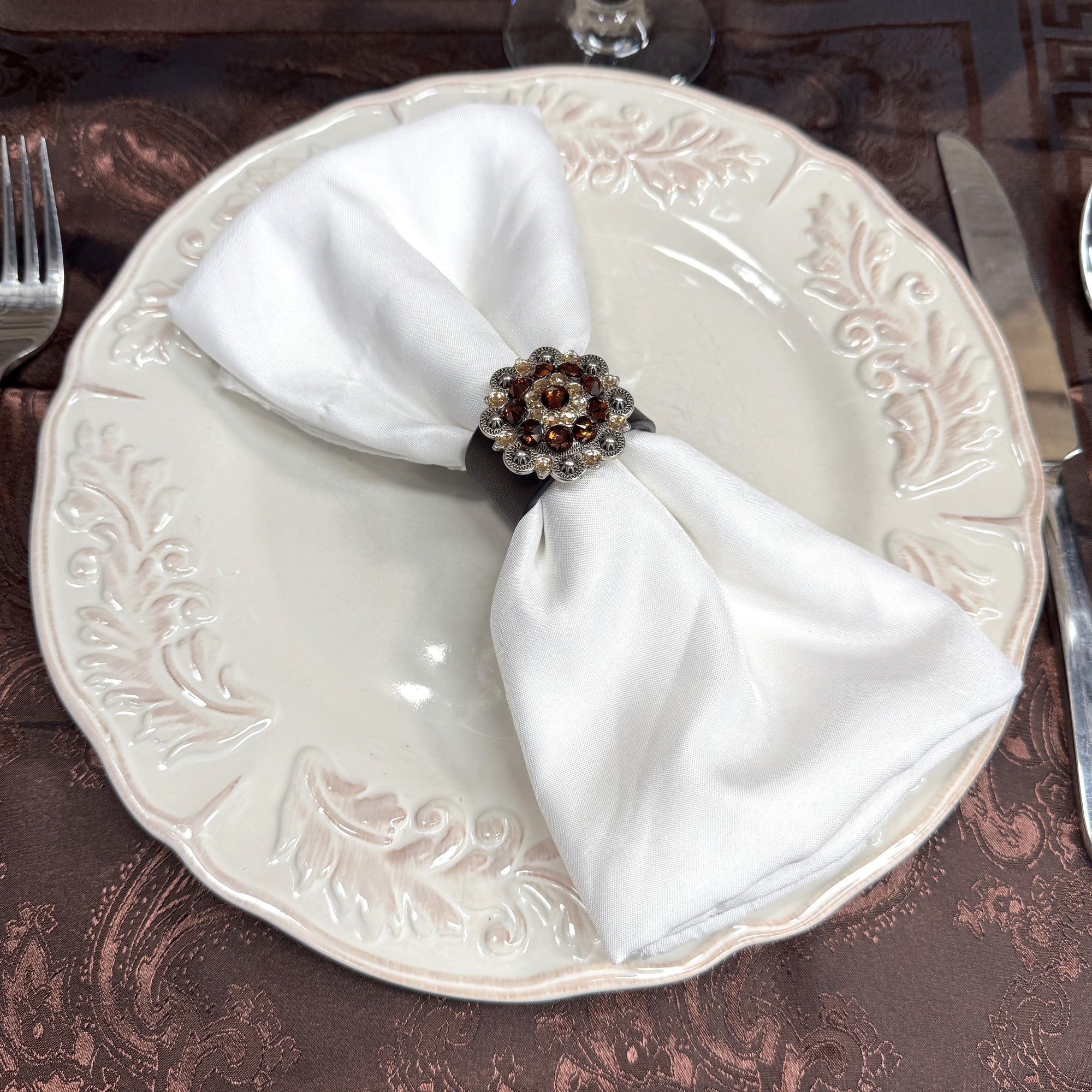 Antique Silver Topaz/Champagne Crystal Concho Napkin Ring 