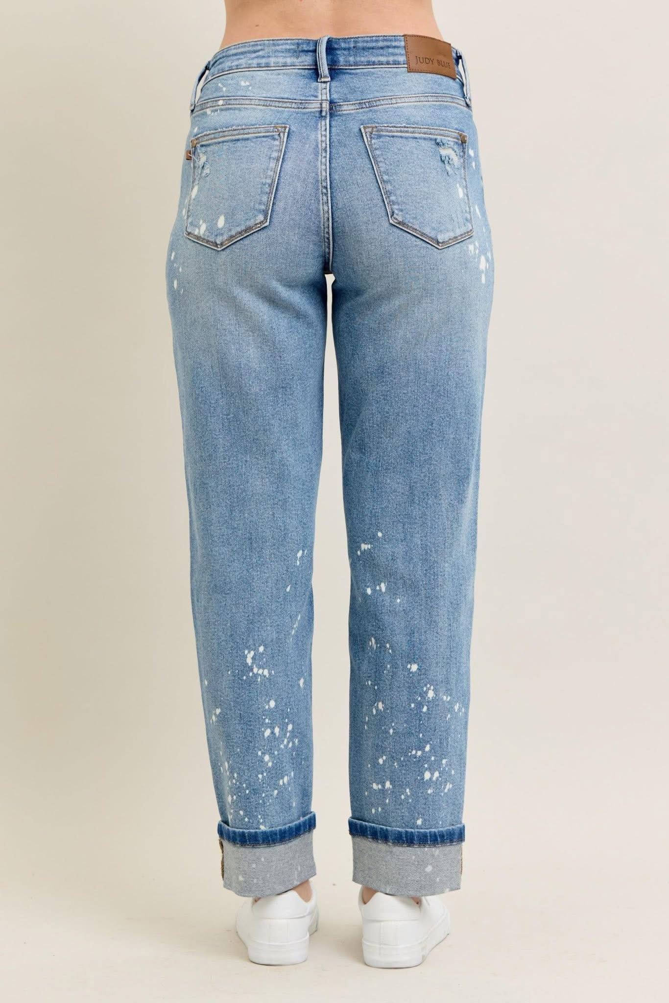 JUDY BLUE  BOYFRIEND FIT.  MID RISE 88519