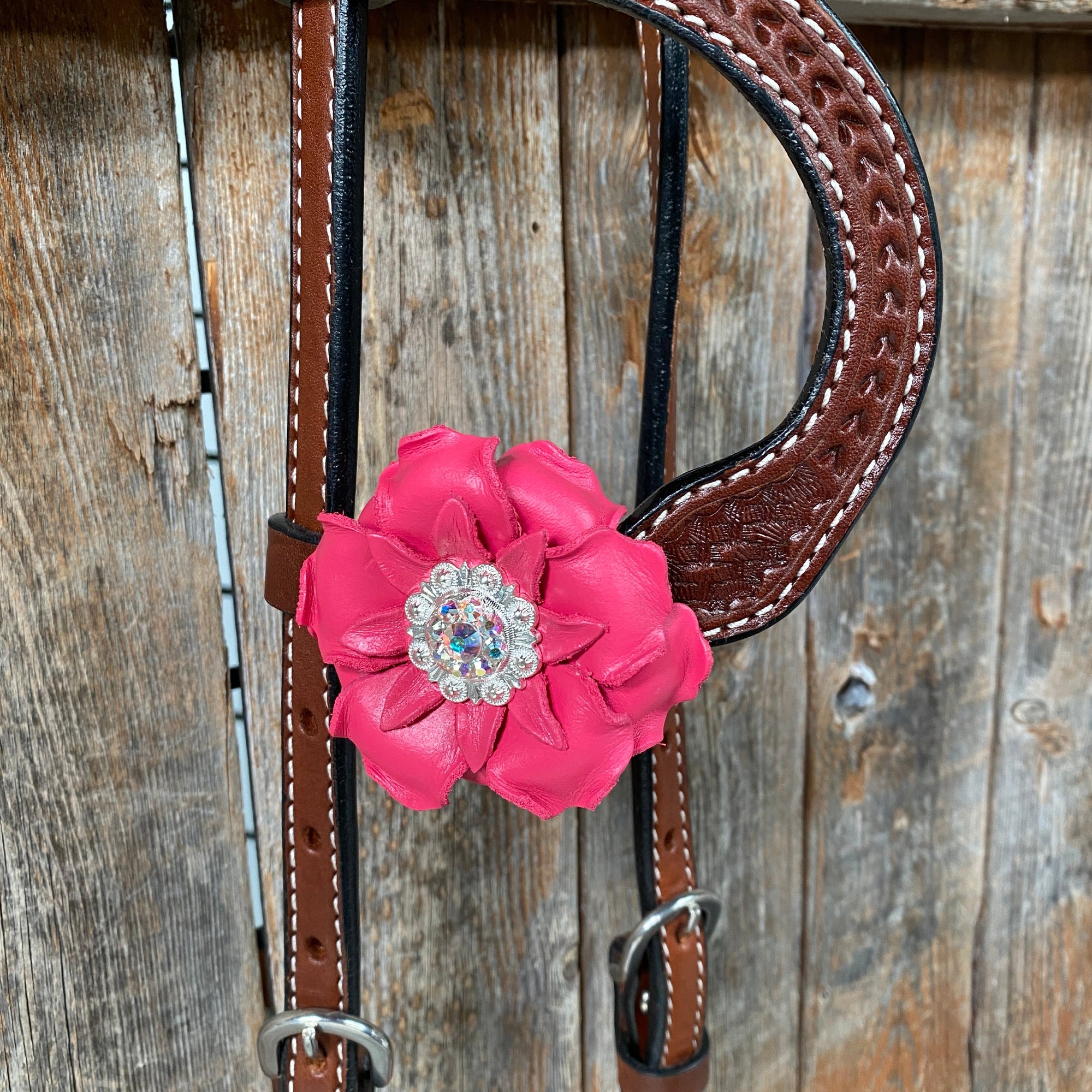 Medium Oil Basketweave Pink &amp; AB One Ear Tack Set  