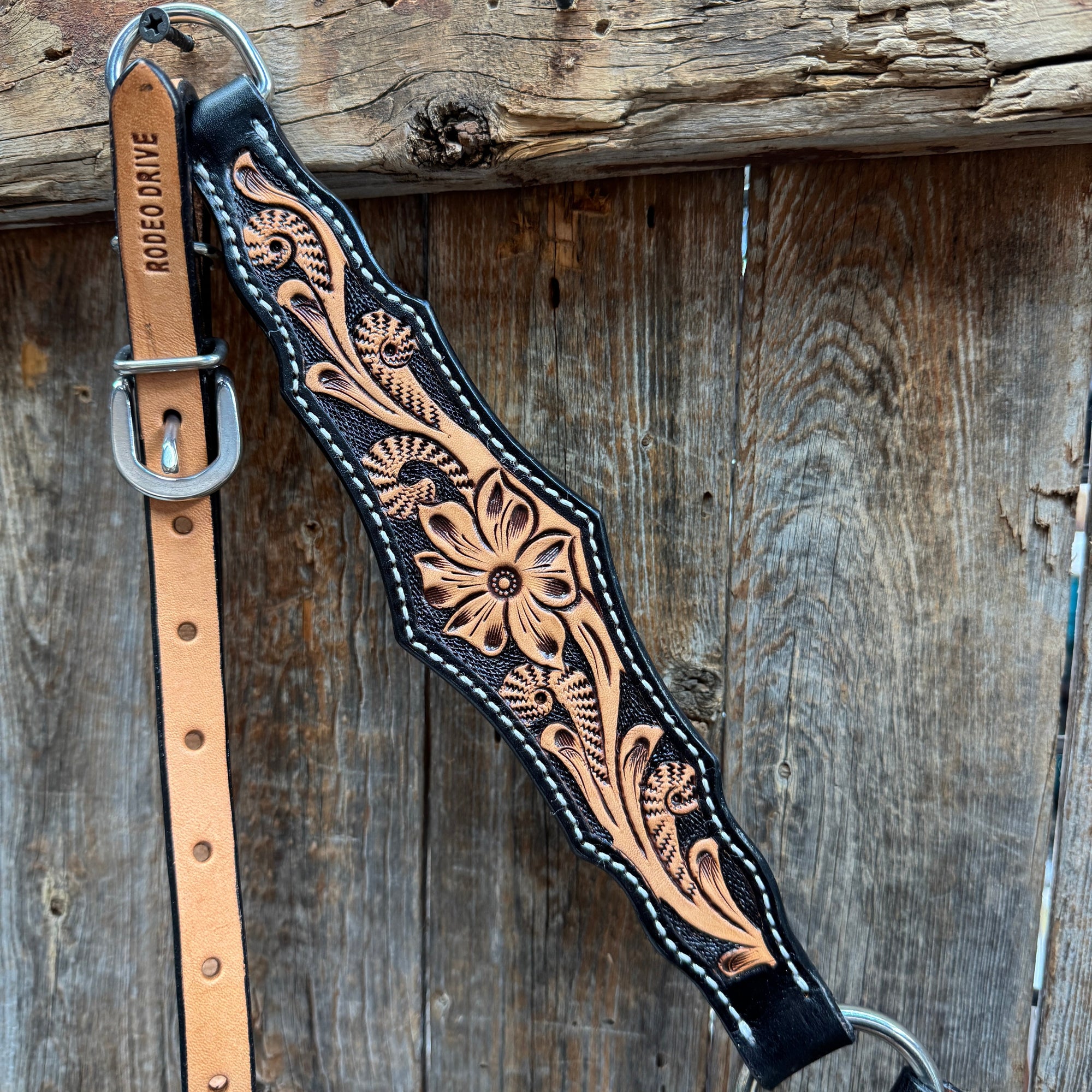 Two Tone Floral Triangle / Gladiator Breastcollar 