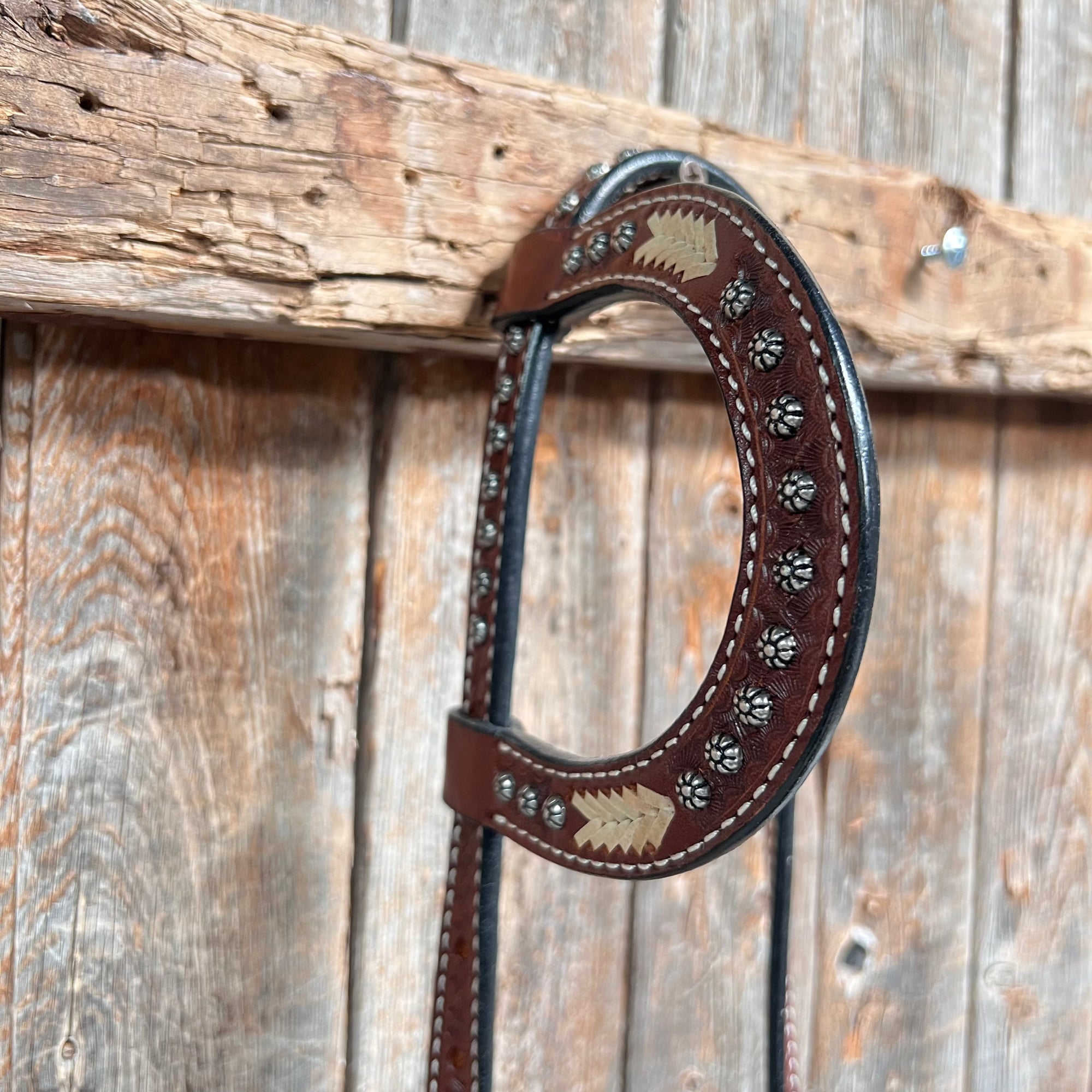 Rawhide Topaz/Champagne One Ear and Breastcollar Tack Set 