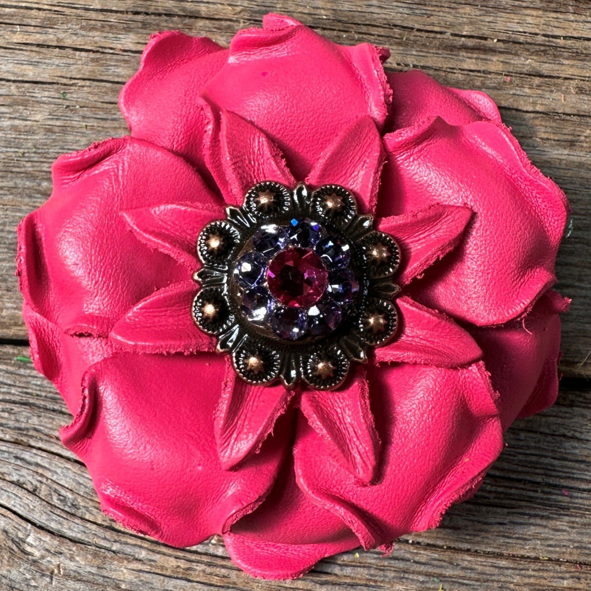 Neon Pink Gardenia Flower With Copper Fuchsia &amp; Lilac 1" Concho