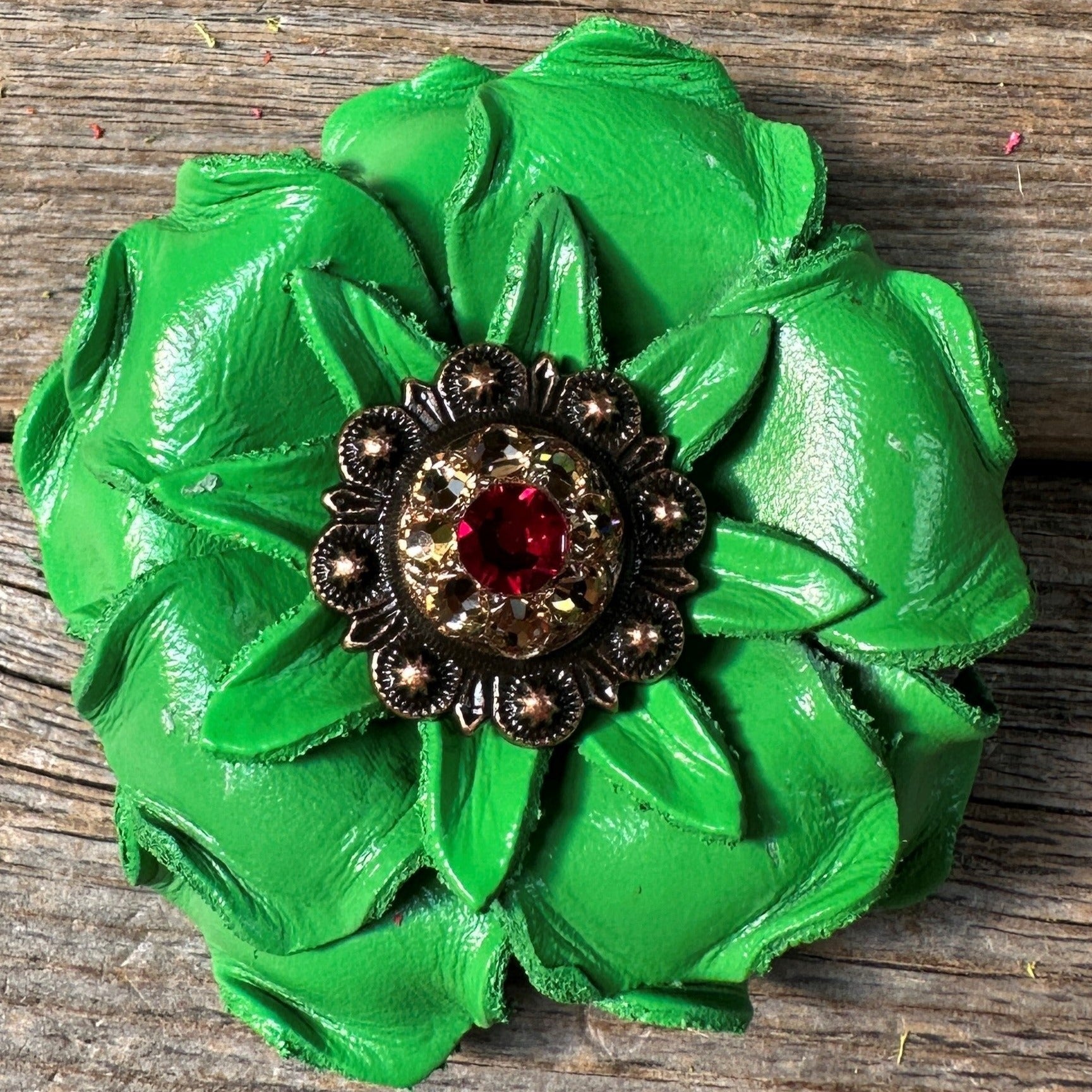 Neon Green Gardenia Flower With Copper Ruby &amp; Champagne 1" Concho