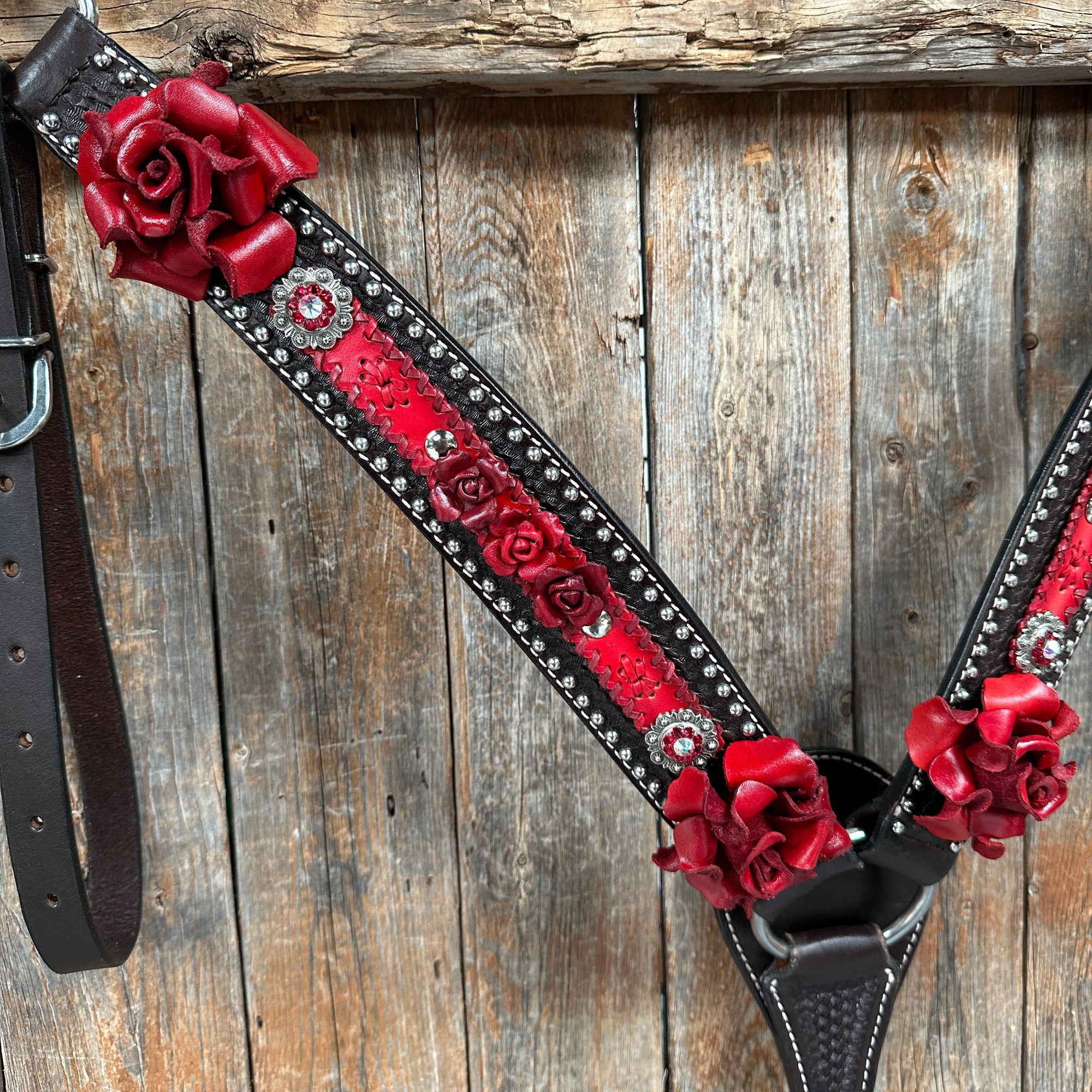 Dark Oil Silver Dot Red Roses Browband/Breastcollar Tack Set 