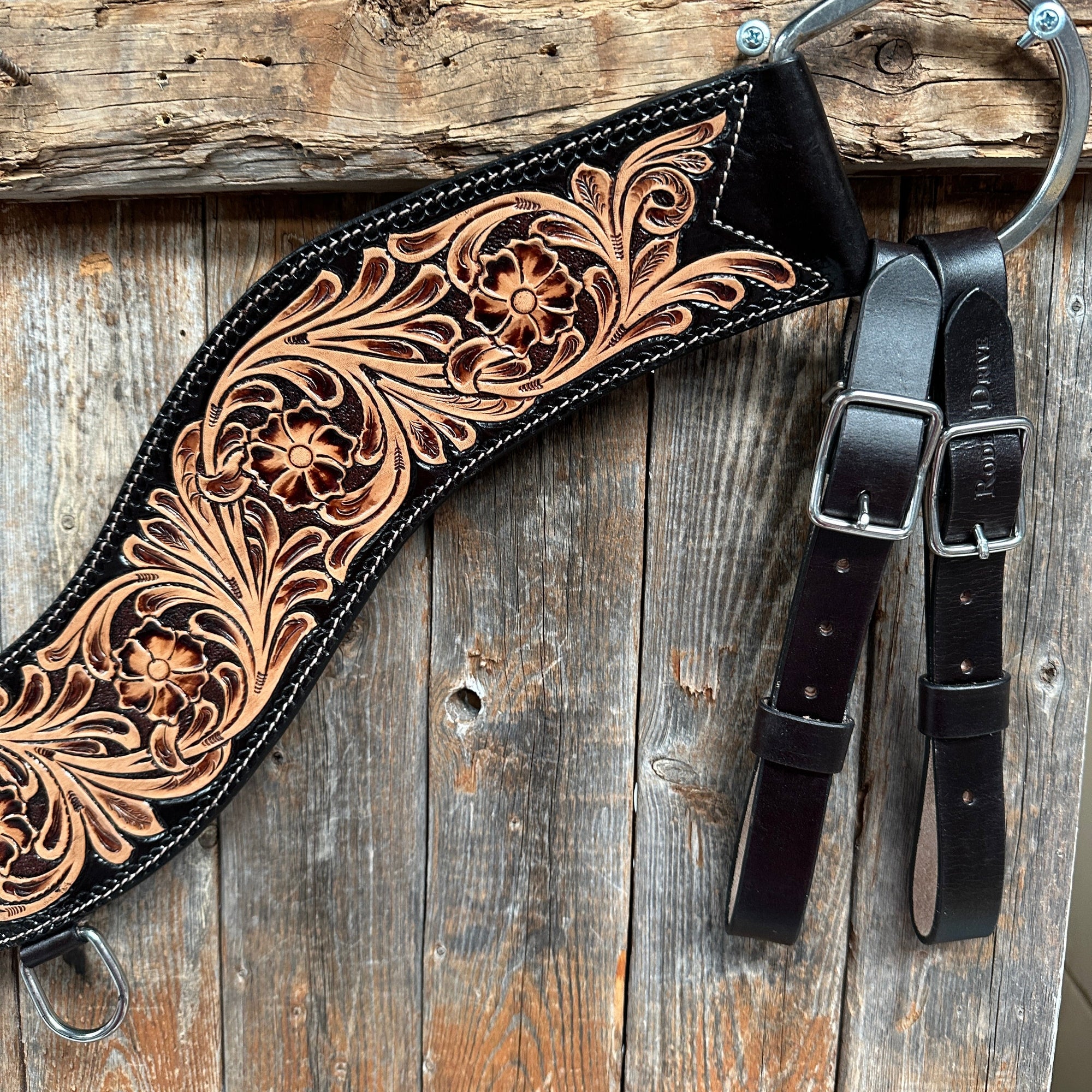 Two Tone Floral Tripping Breastcollar 