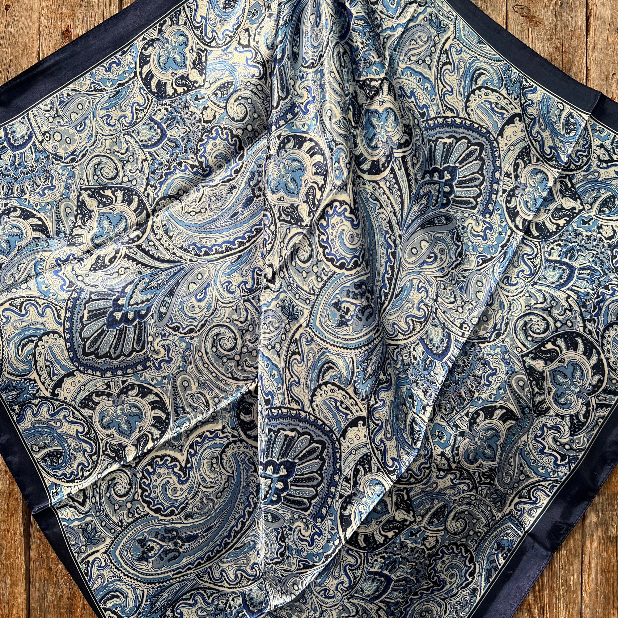35X35"  Blue &amp; White Paisley Wild Rag / Scarf WR3418