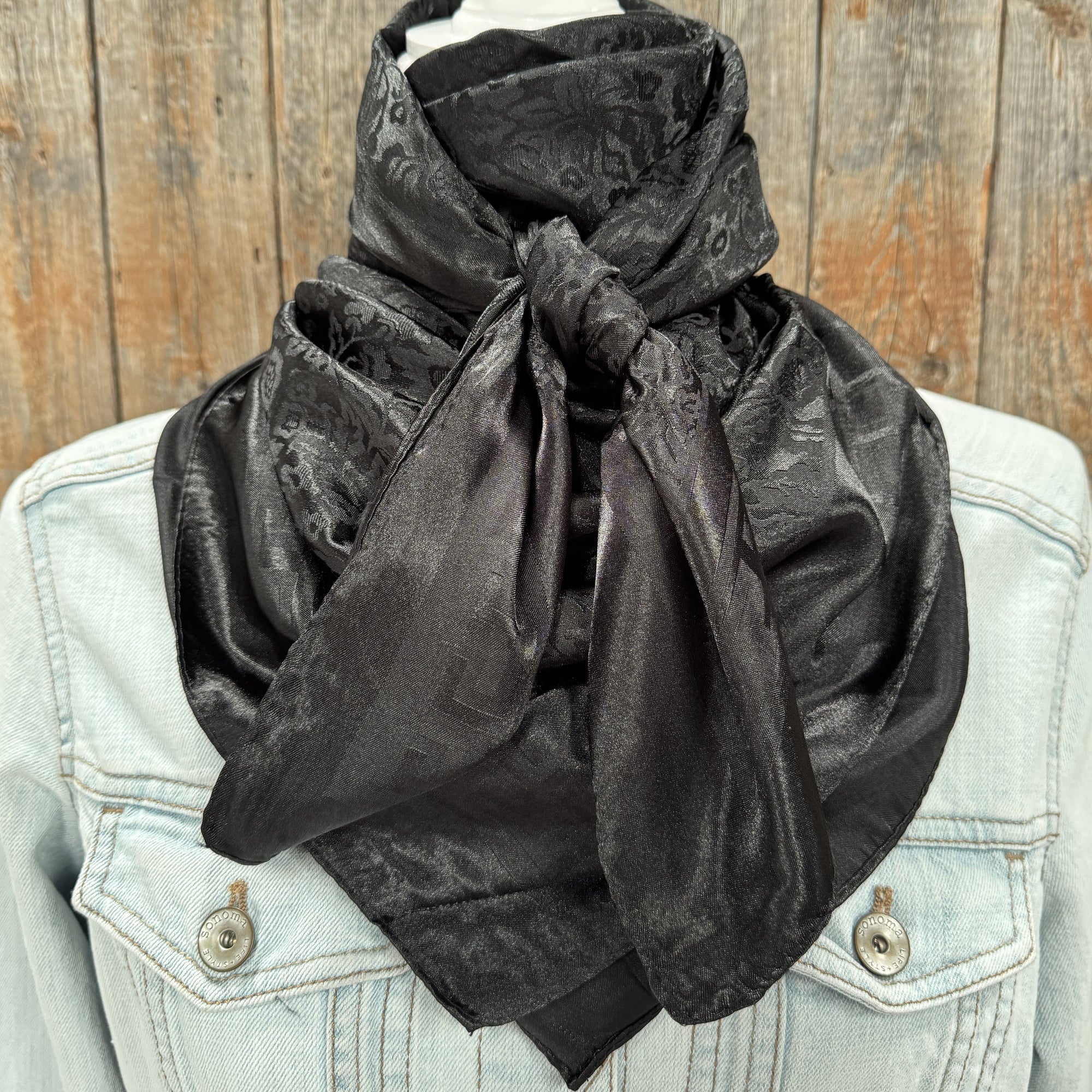 35X35" Black Jacquard Wild Rag / Scarf WR4050