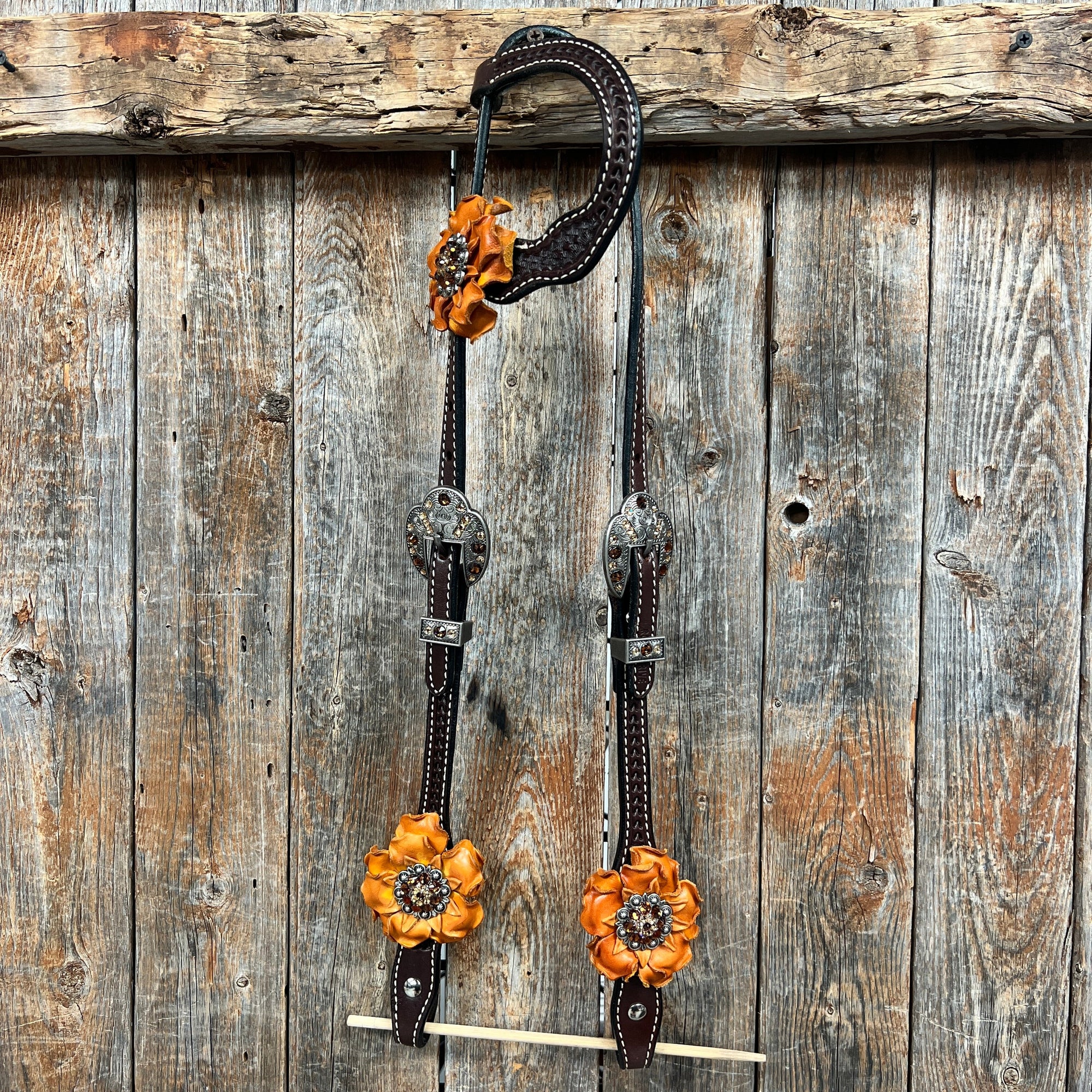 Dark Oil Basketweave Champagne - Topaz Browband/One Ear Tack Set  