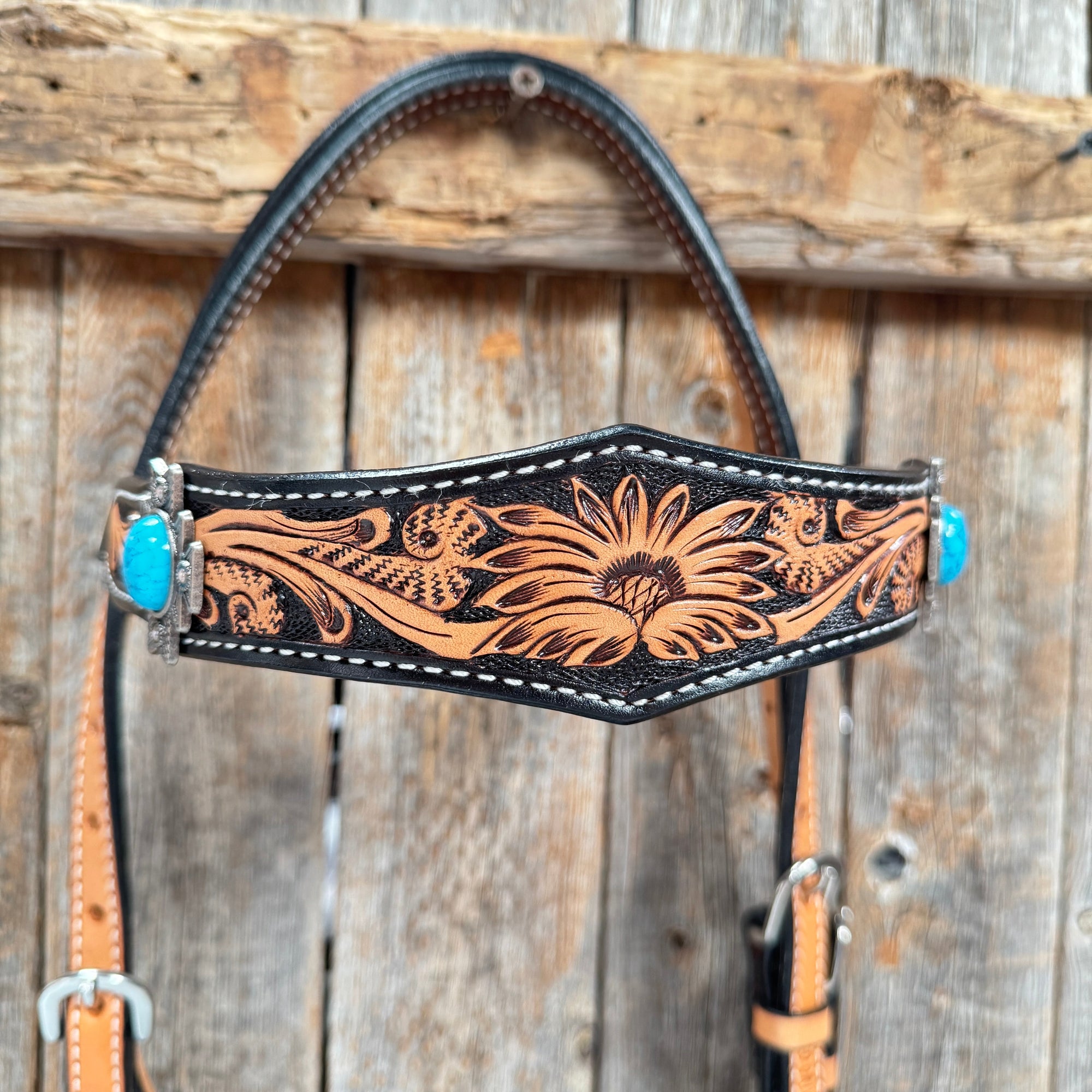 Two Tone Floral Triangle Antique Silver Turquoise Browband/One Ear - Triangle/Gladiator Breastcollar Tack Set 