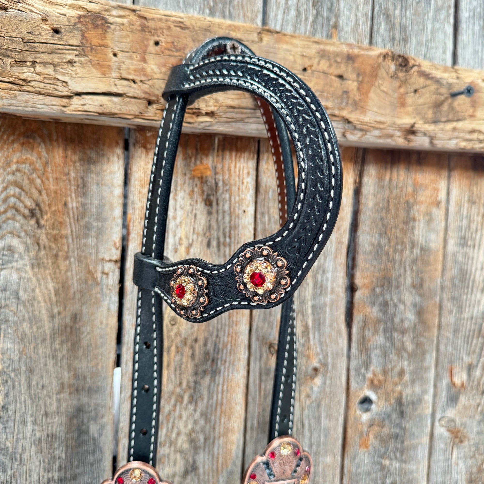 Black Basketweave Red and Copper One Ear Tack Set  