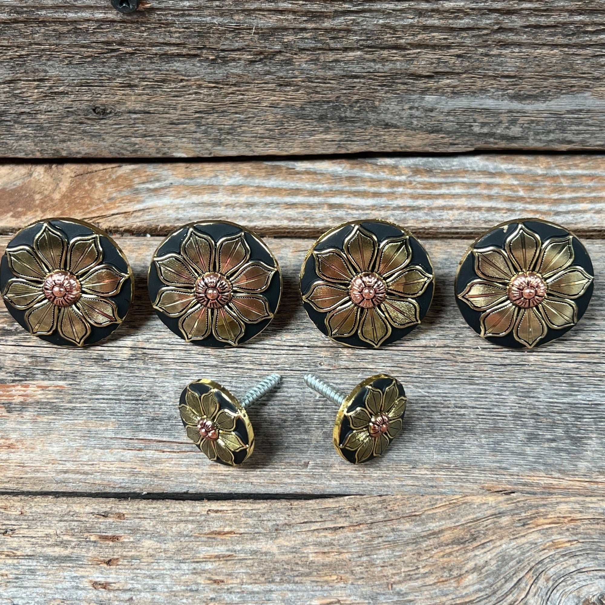 Black &amp; Gold Sunflower Saddle Set SSW125