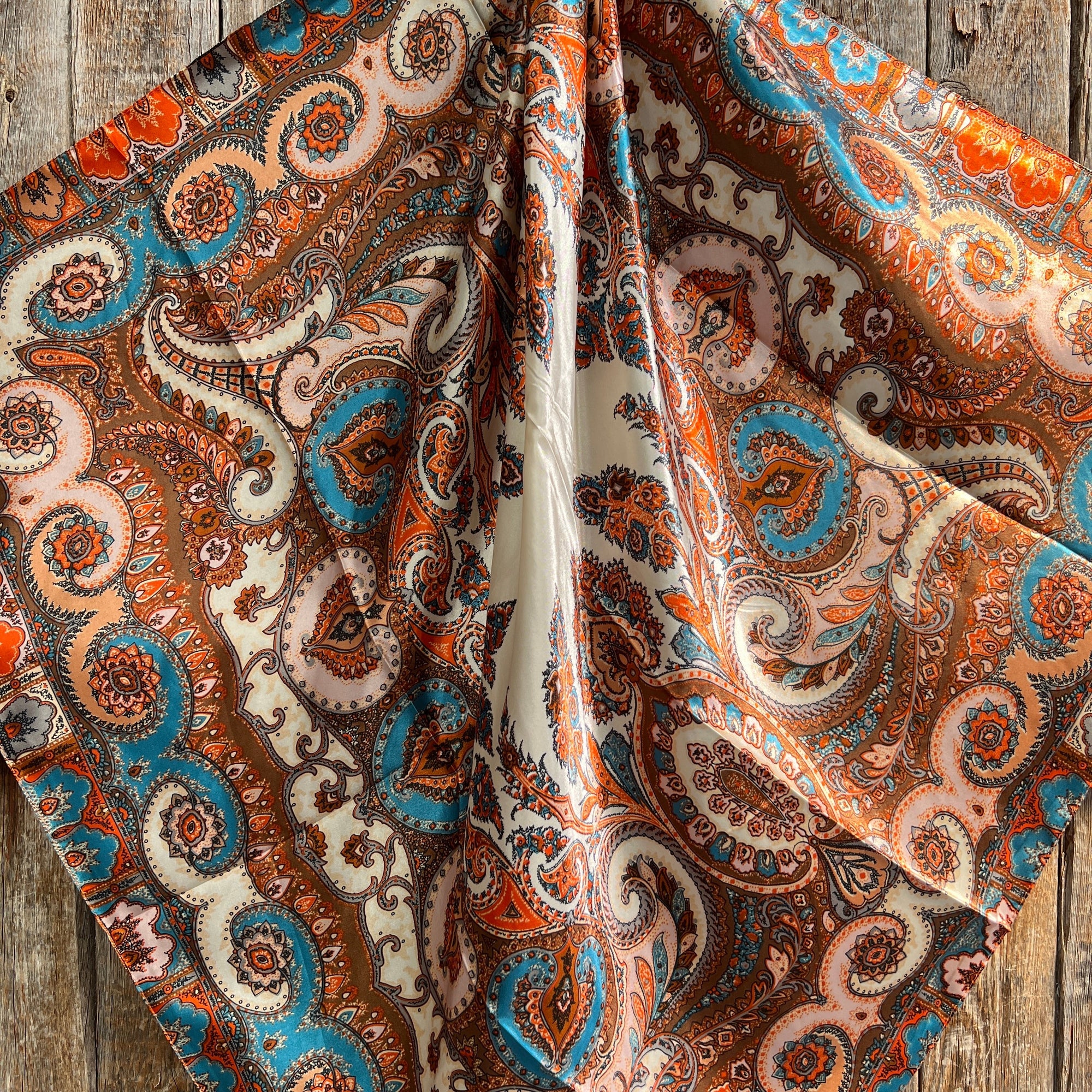 35X35"  Tan &amp; Cream Paisley Wild Rag / Scarf WR907