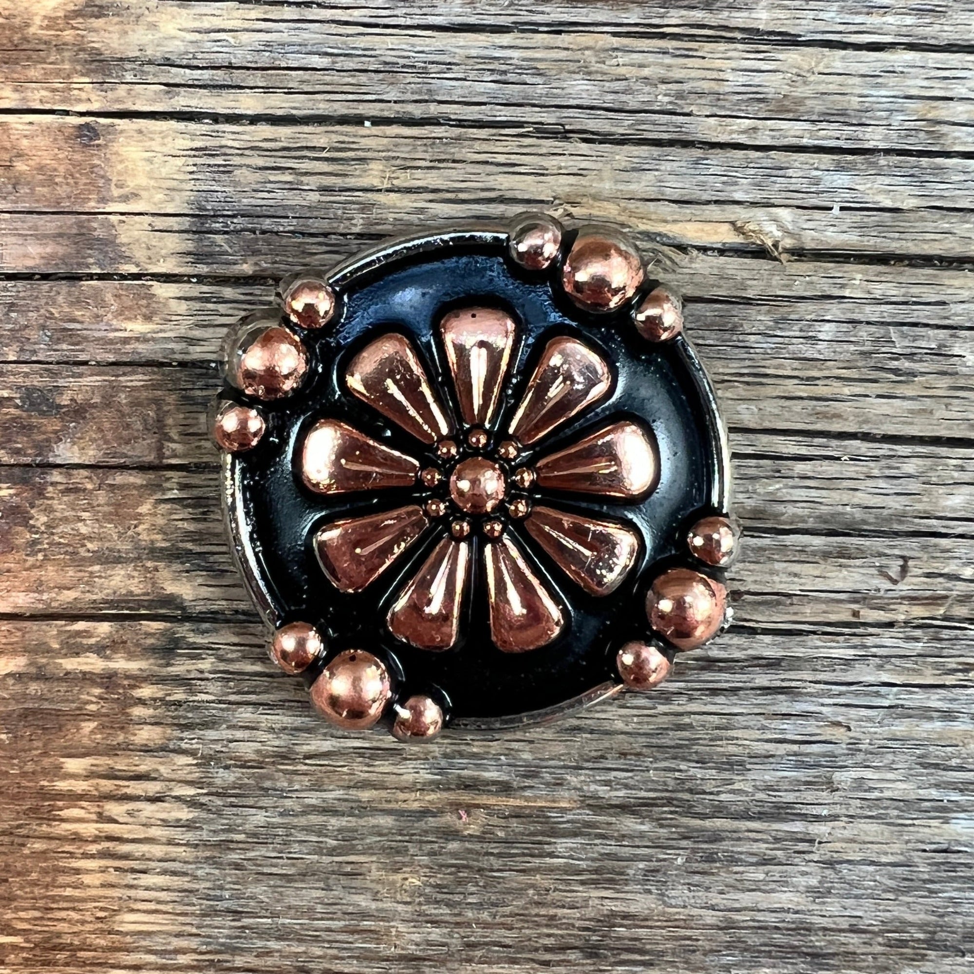 Copper Flower 1.25" Concho W196L