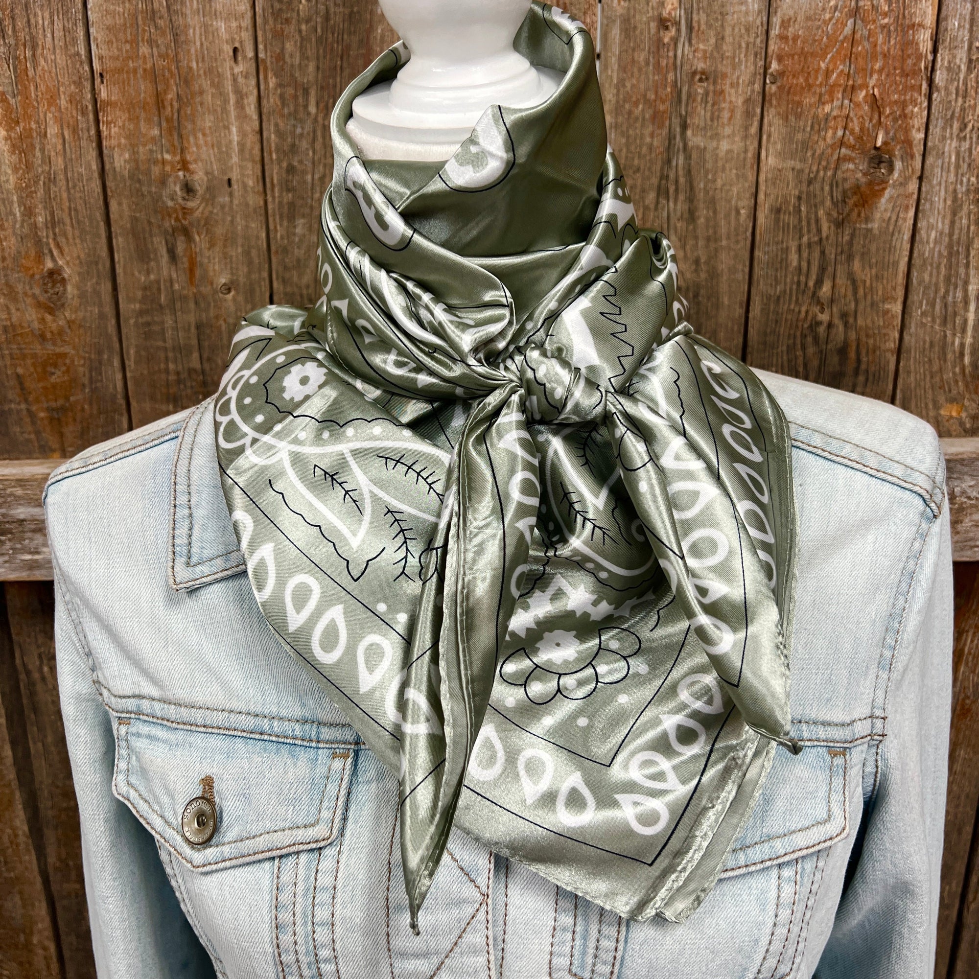 35X35"  Sage &amp; White Paisley Wild Rag / Scarf WR3413