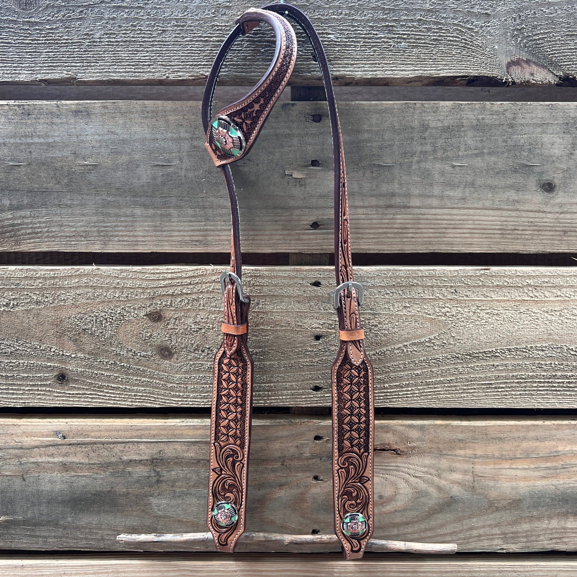 Light Oil Honeycomb Turquoise One Ear / Breastcollar Tack Set 