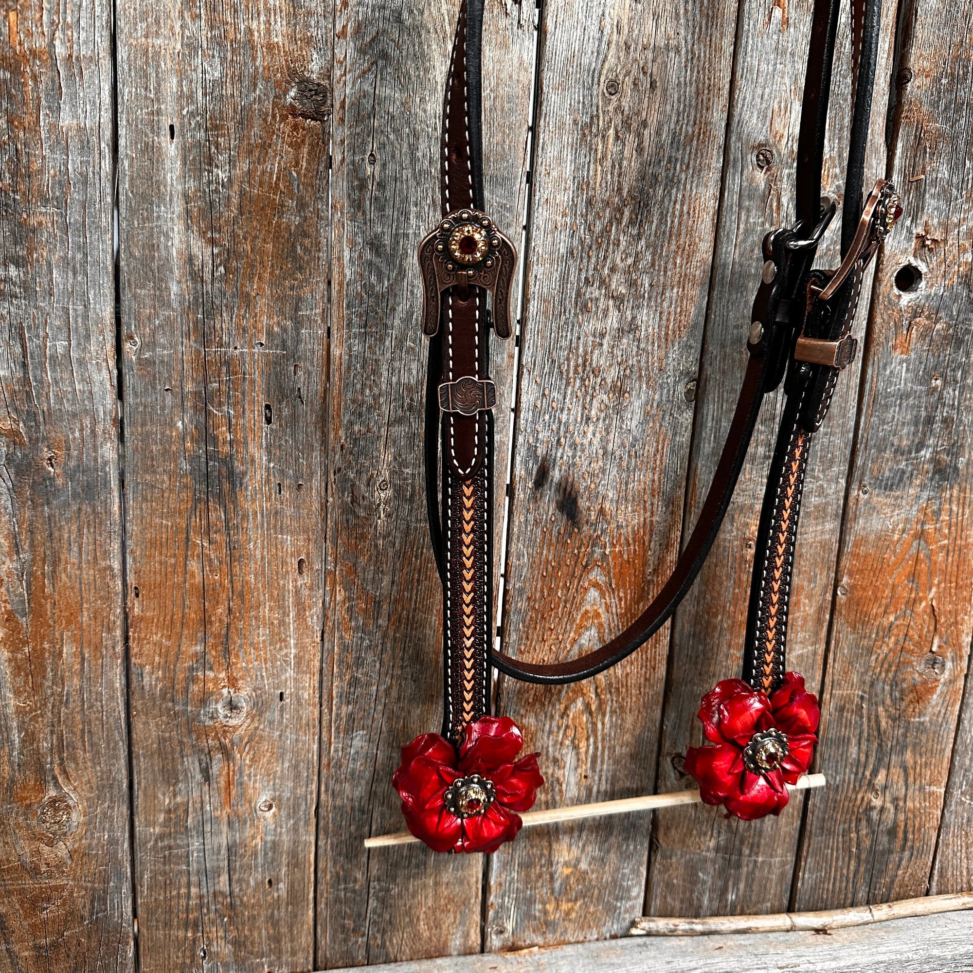 Foxtail Ruby - Champagne Browband/One Ear Headstall &amp; Breastcollar Tack Set 