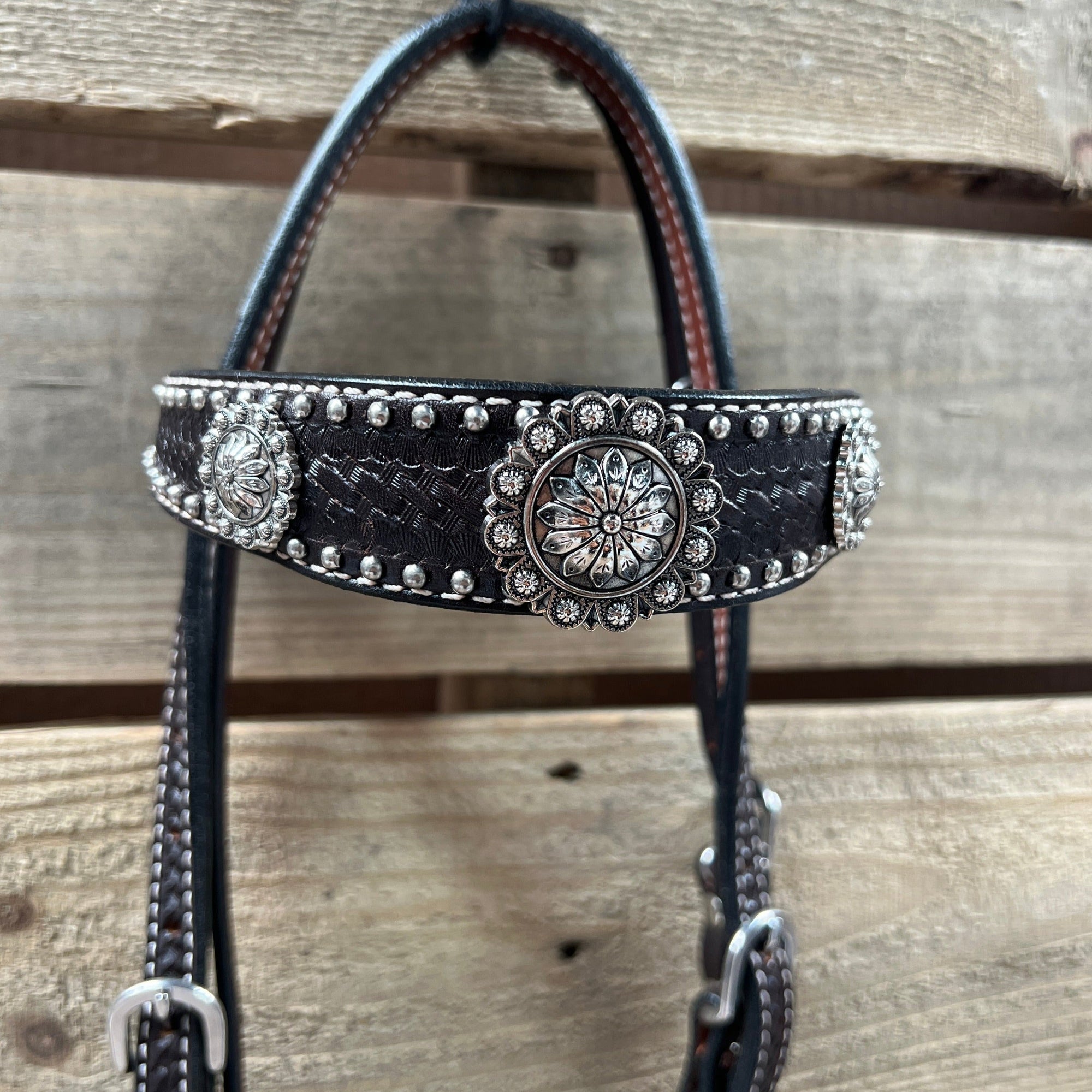 Dark Oil Silver Dot Antique Silver Floral Browband / One Ear Tack Set 