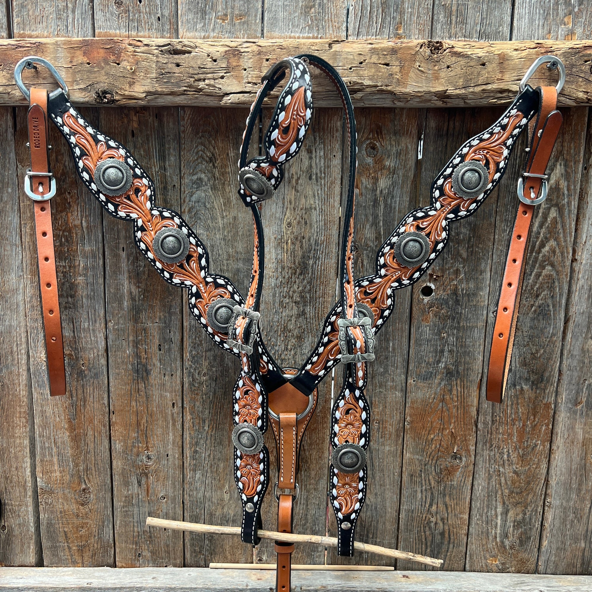Classic Antique Silver Browband/One Ear Tack Set  