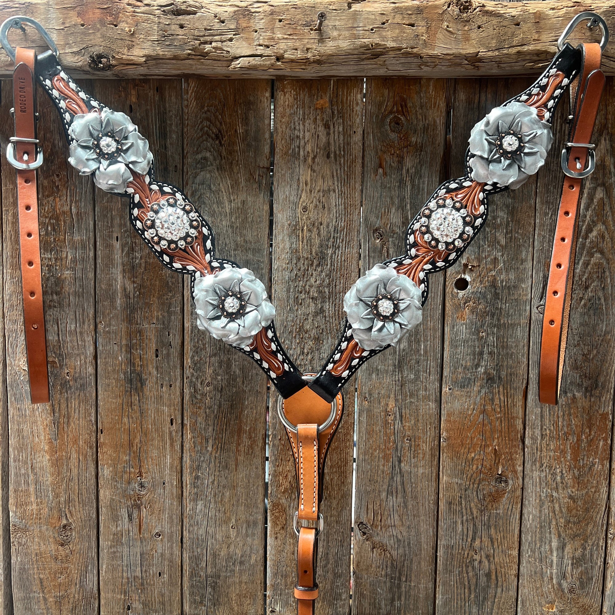 Classic Style Buckstitch Browband/One Ear Headstall &amp; Breastcollar Tack Set BBBC406
