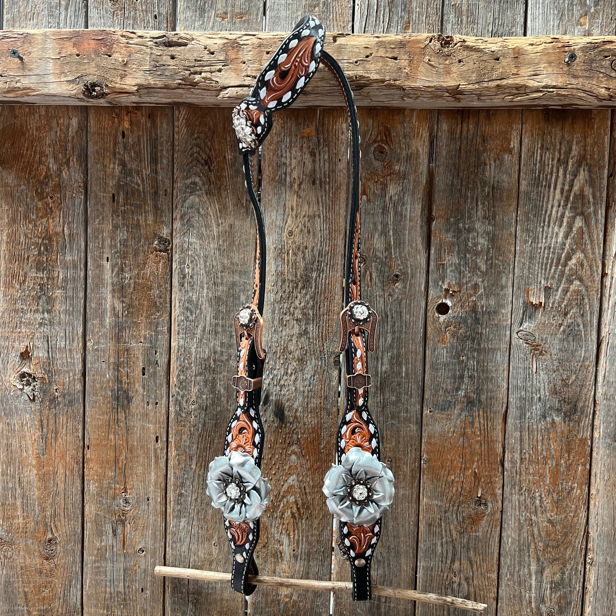 Classic Style Buckstitch Browband/One Ear Headstall &amp; Breastcollar Tack Set BBBC406