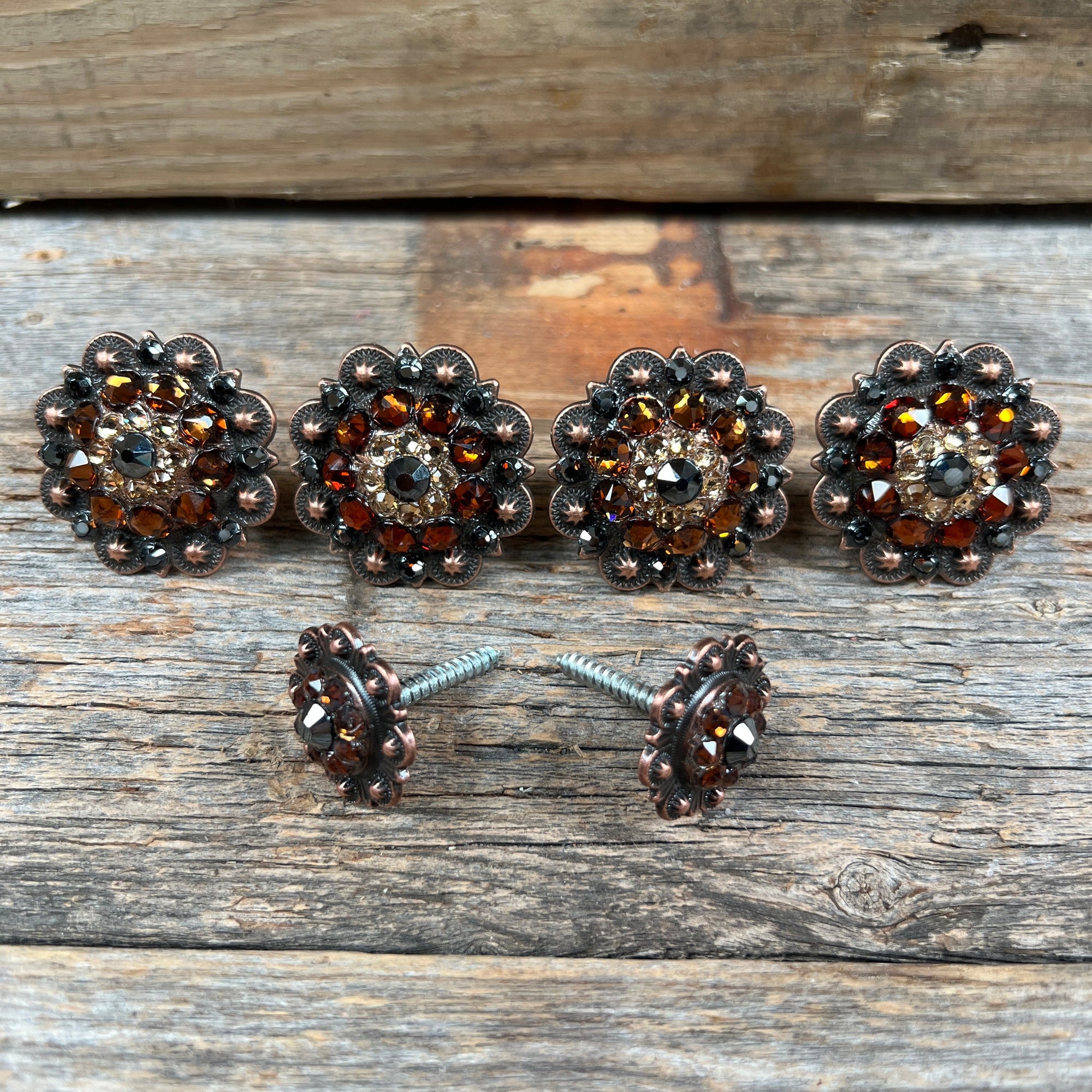 Copper Jet Champagne &amp; Topaz Saddle Conchos
