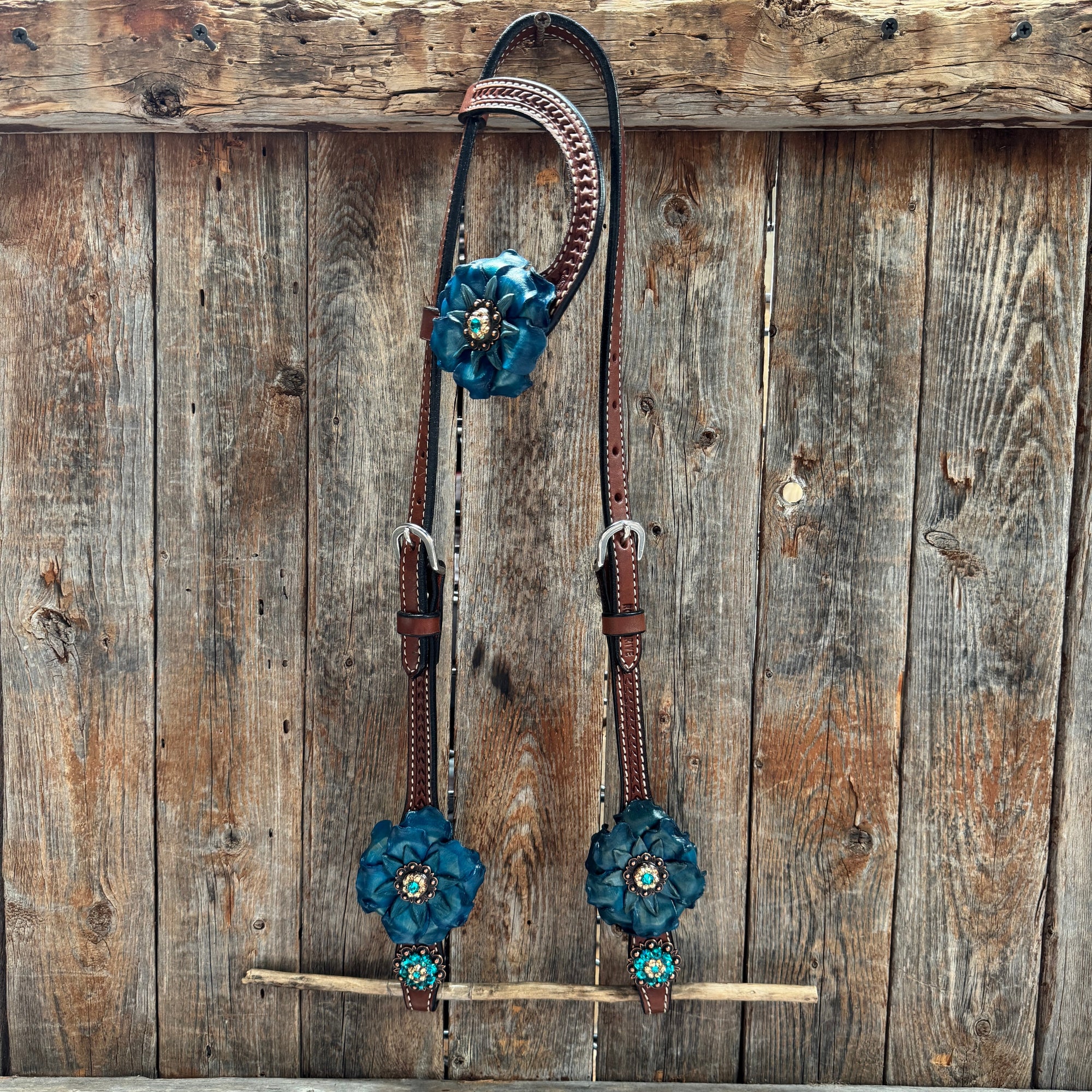 Medium Oil Basketweave Teal, Champagne Browband/One Ear Tack Set  