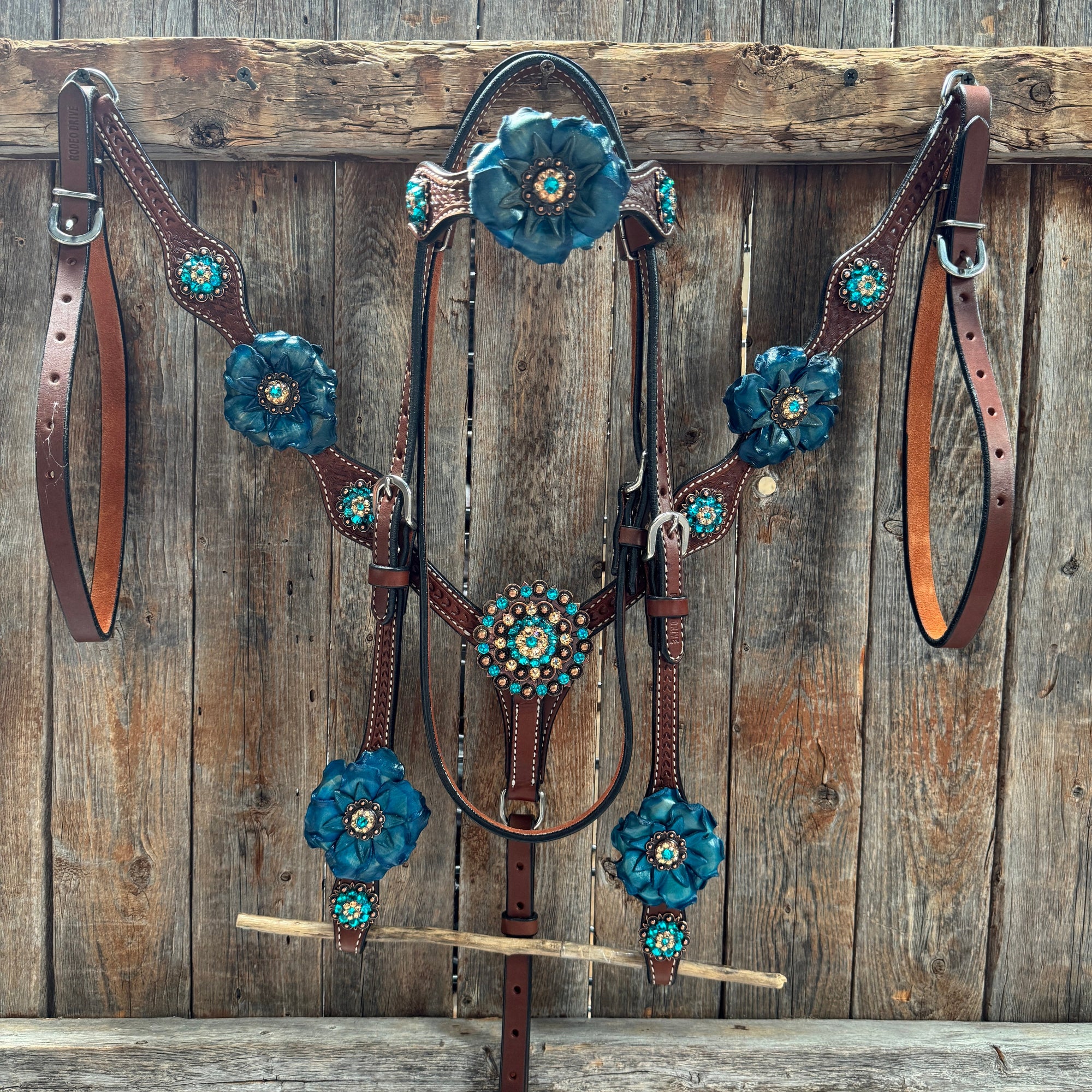 Medium Oil Basketweave Teal, Champagne Browband/One Ear Tack Set  