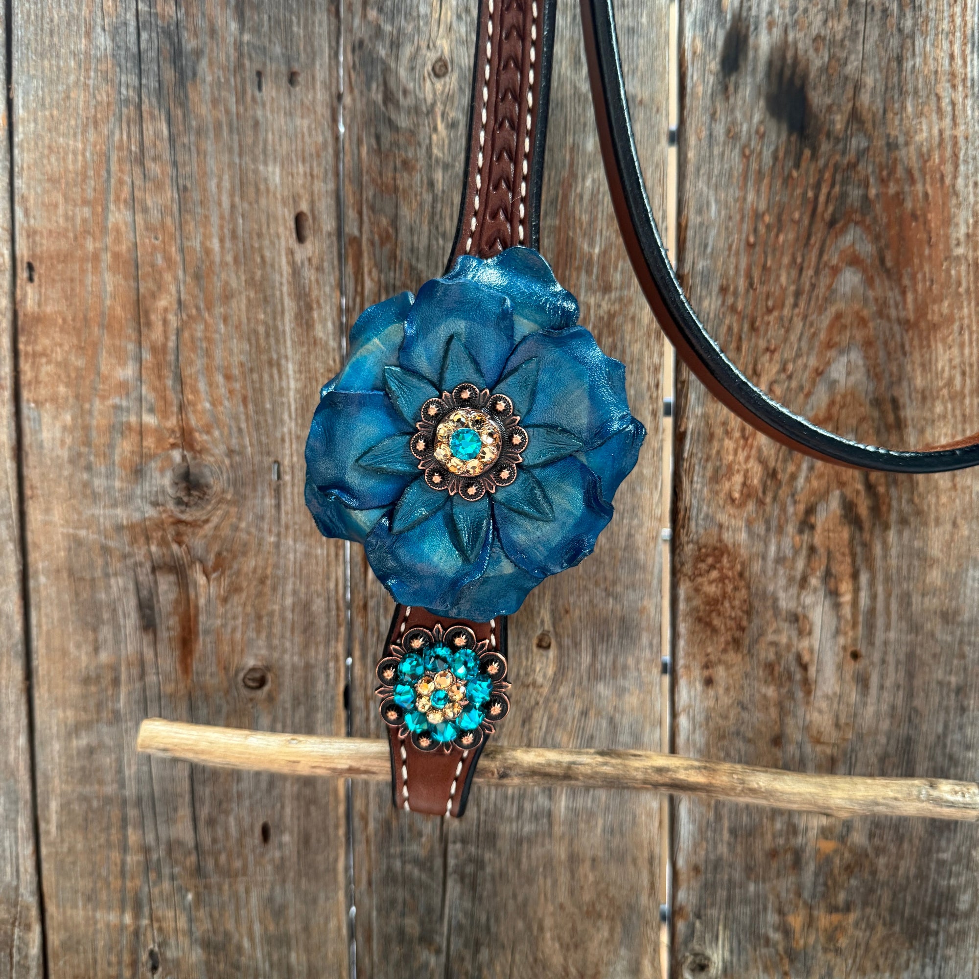 Medium Oil Basketweave Teal, Champagne Browband/One Ear Tack Set  