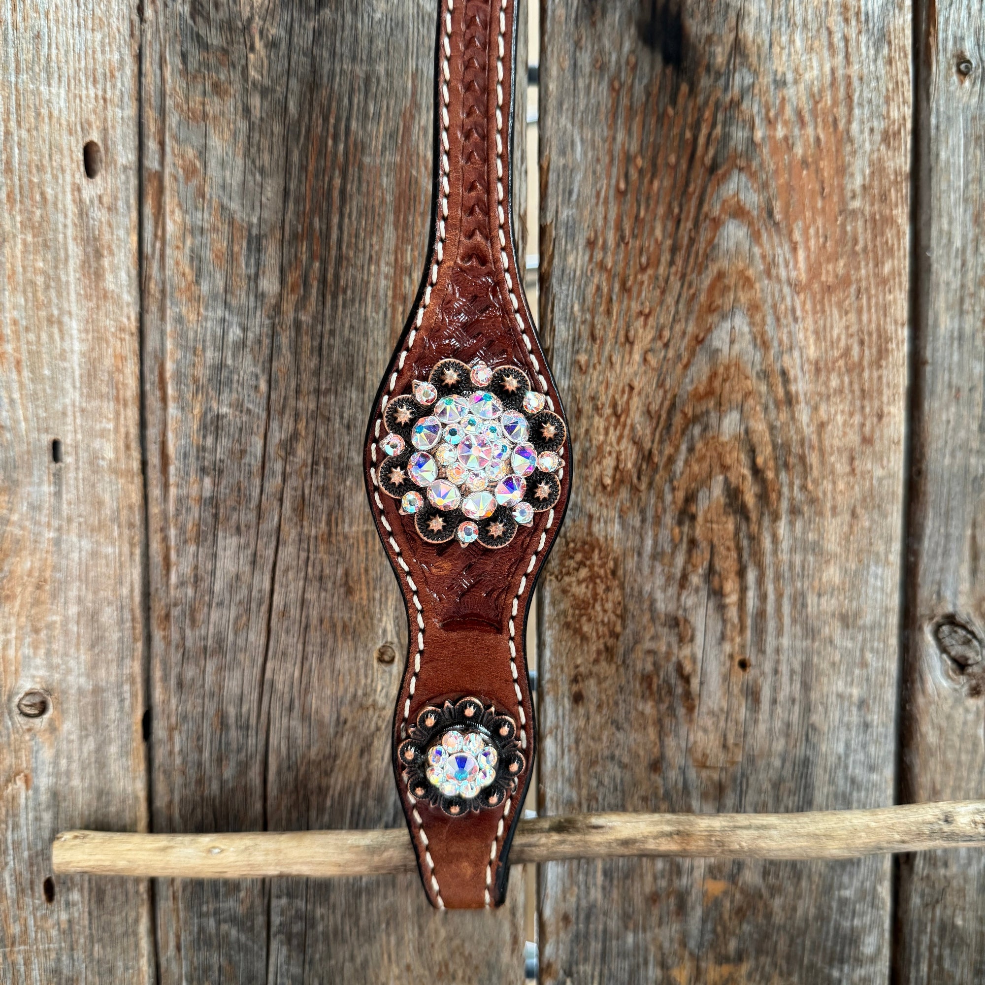 Medium Oil Basketweave AB Browband/One Ear Tack Set  
