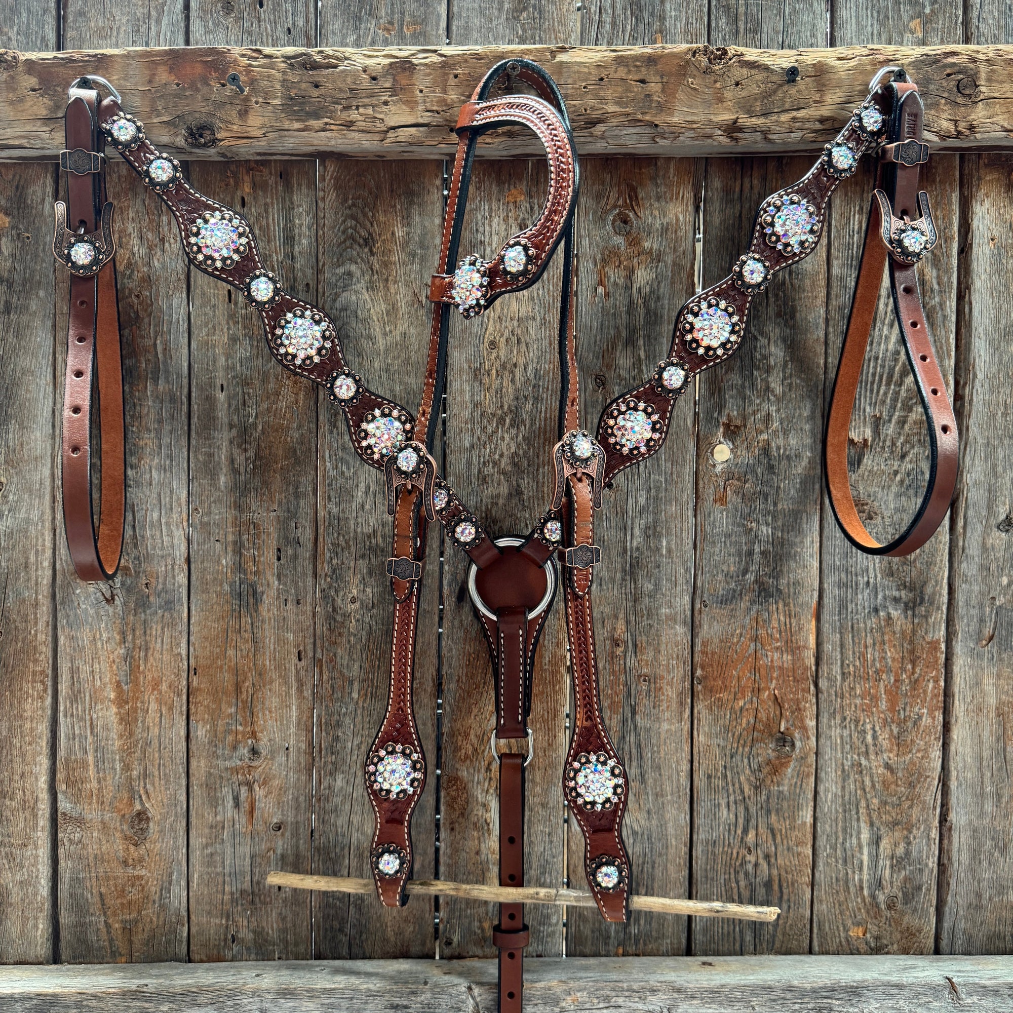 Medium Oil Basketweave AB Browband/One Ear Tack Set  
