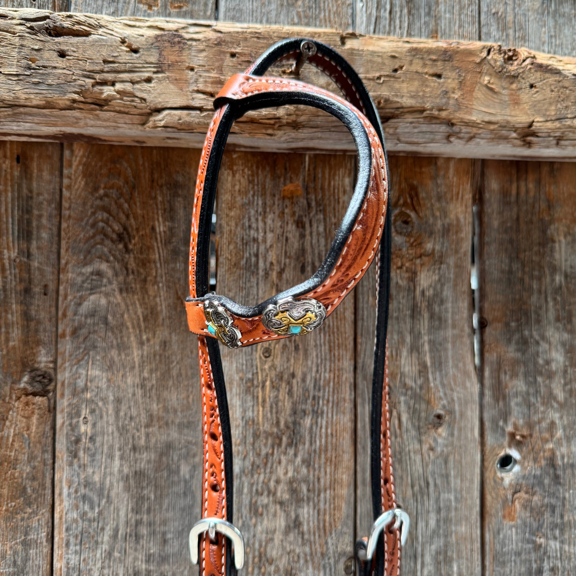 Light Oil Floral Gold Cross, Turquoise Browband/One Ear Breastcollar Tack Set 
