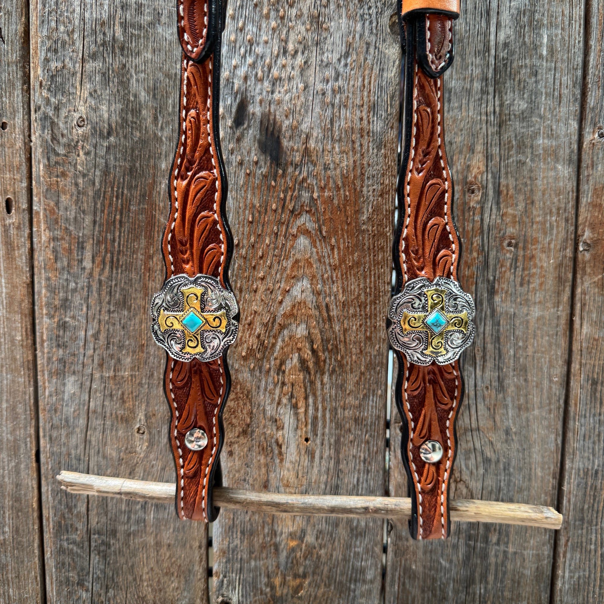 Light Oil Floral Gold Cross, Turquoise Browband/One Ear Breastcollar Tack Set 