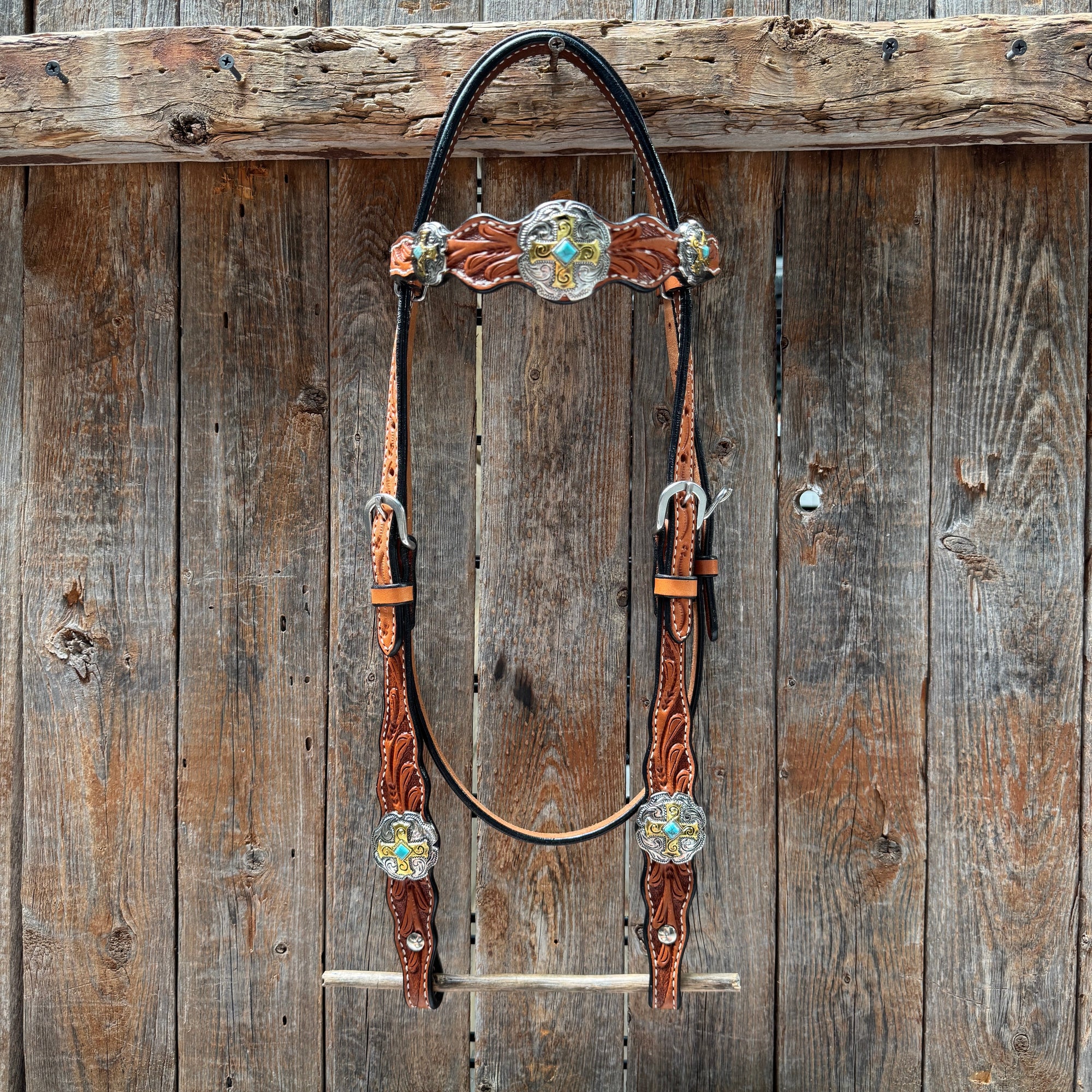 Light Oil Floral Gold Cross, Turquoise Browband/One Ear Breastcollar Tack Set 