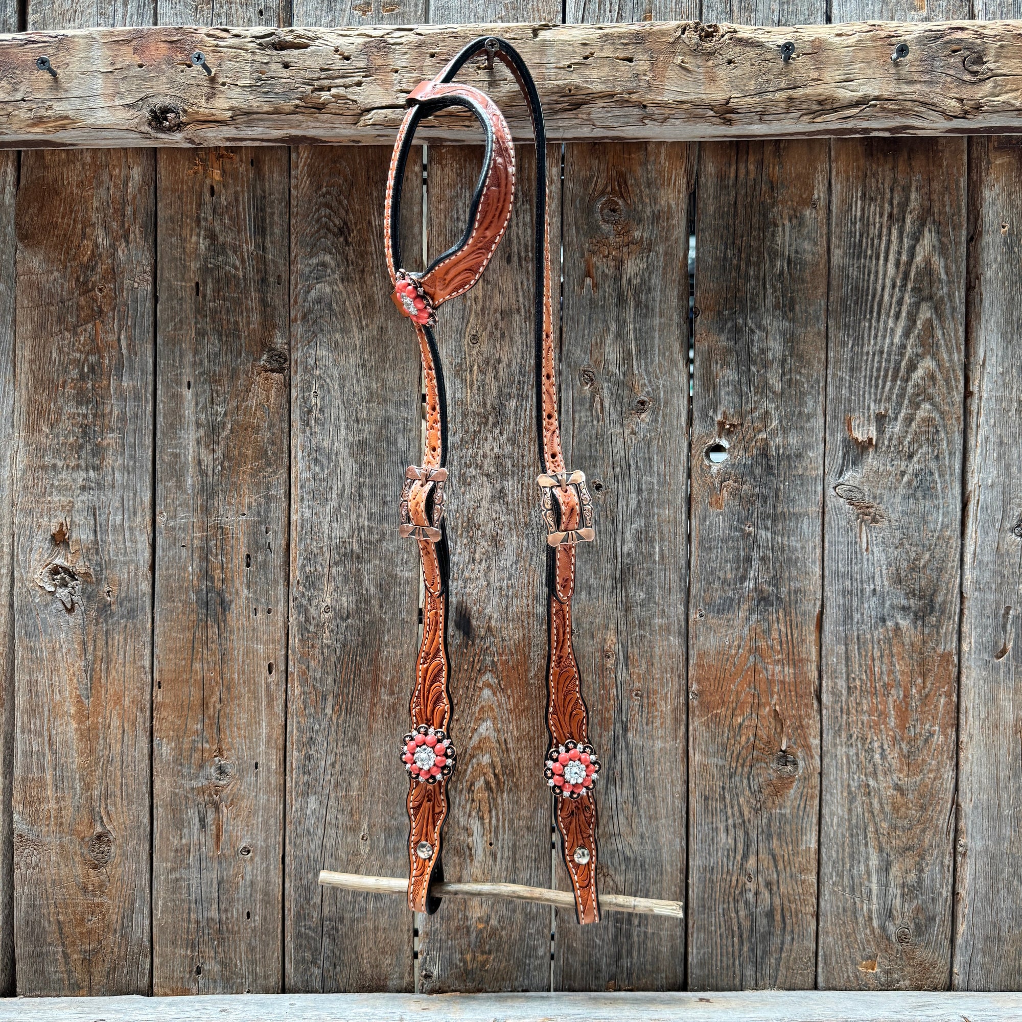 Light Oil Floral Coral, Clear One Ear &amp; Breastcollar Tack Set 