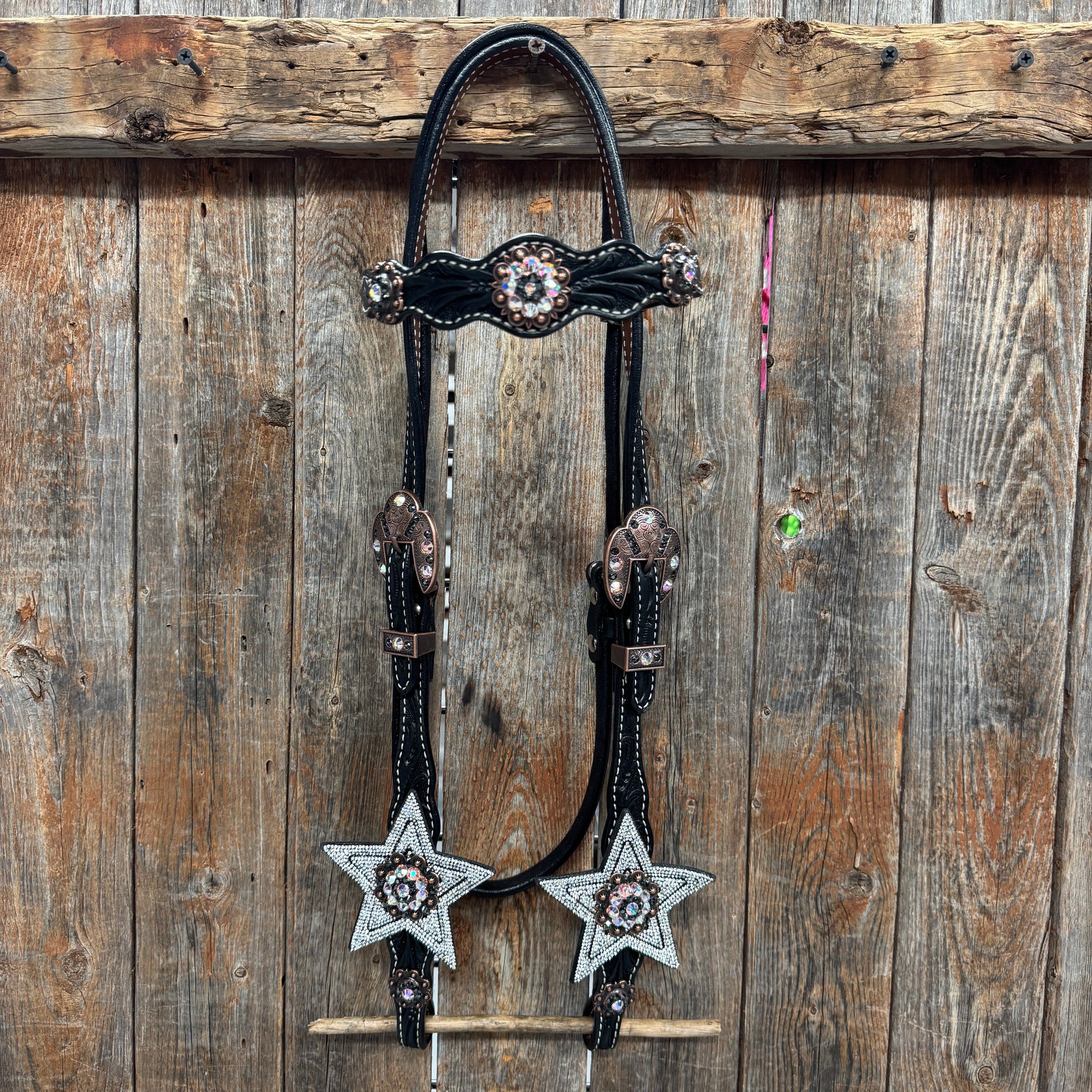 Black Oil Floral Jet and Stars Browband/One Ear Breastcollar Tack Set 