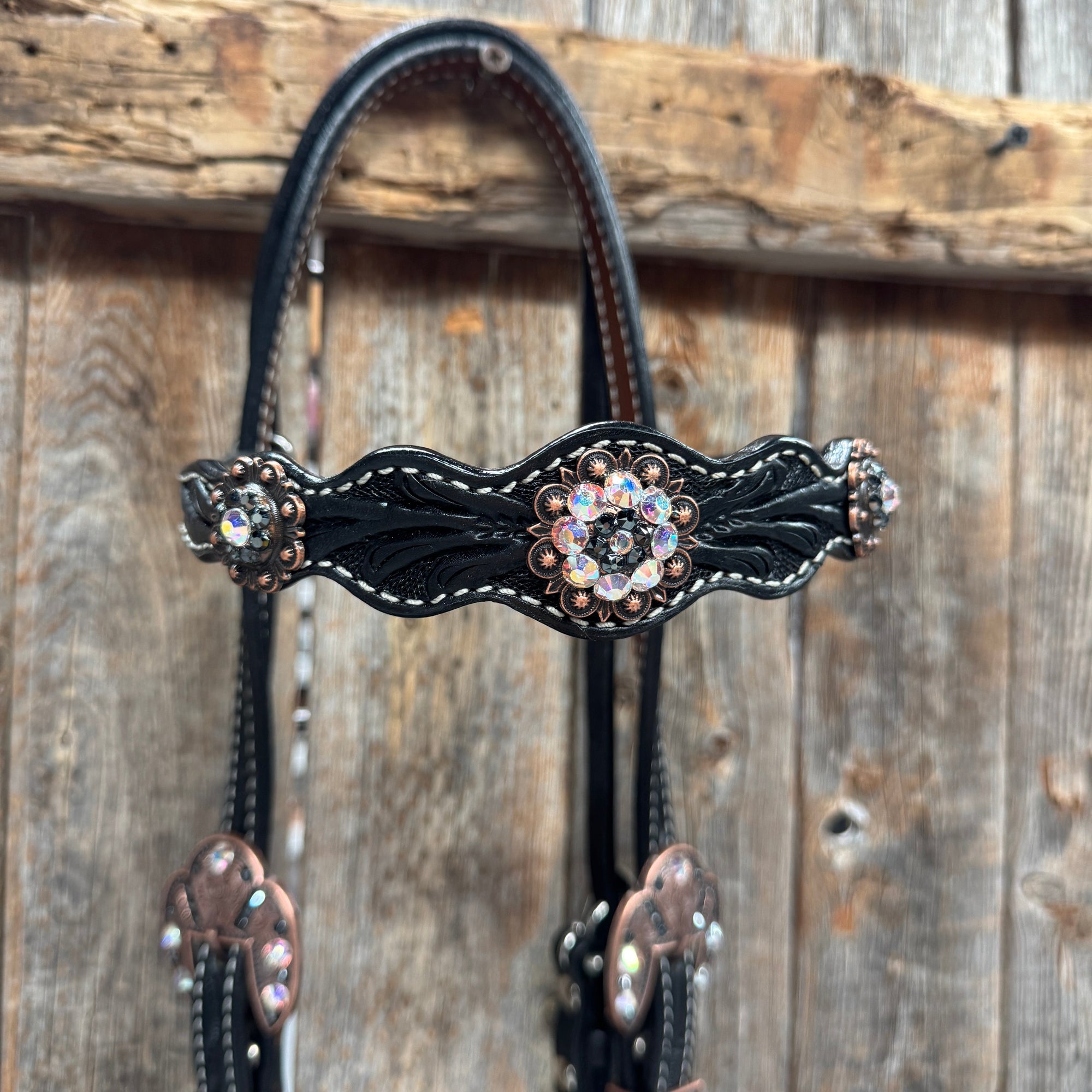 Black Oil Floral Jet and Stars Browband/One Ear Breastcollar Tack Set 