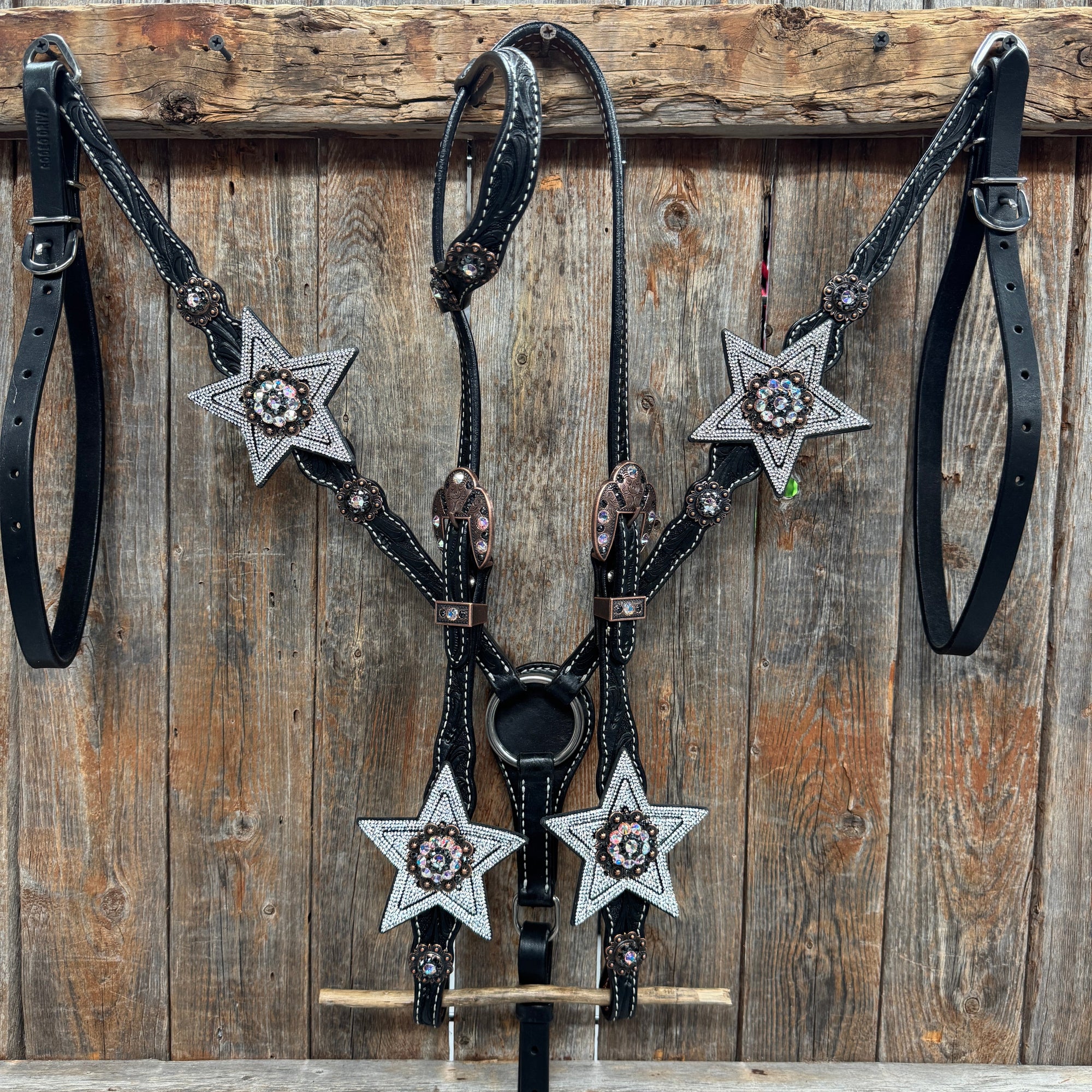 Black Oil Floral Jet and Stars Browband/One Ear Breastcollar Tack Set 