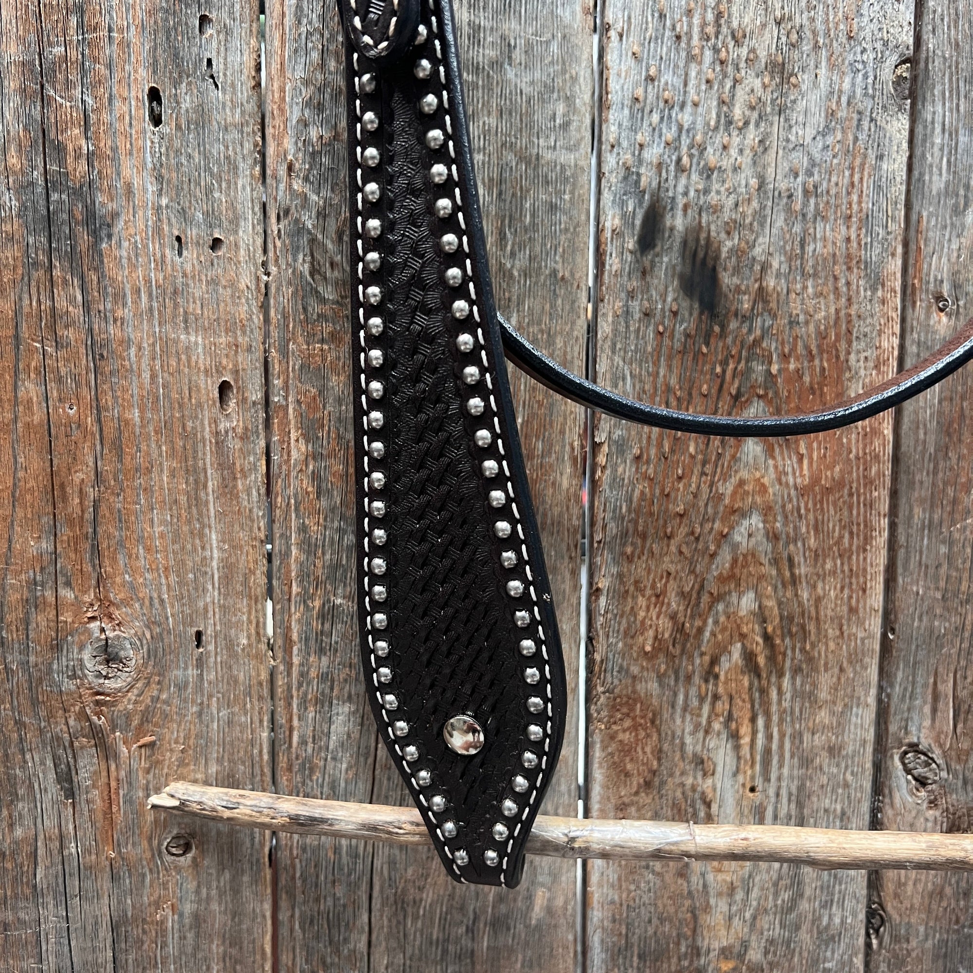 Dark Oil Basketweave with Silver Dots Tack Sets