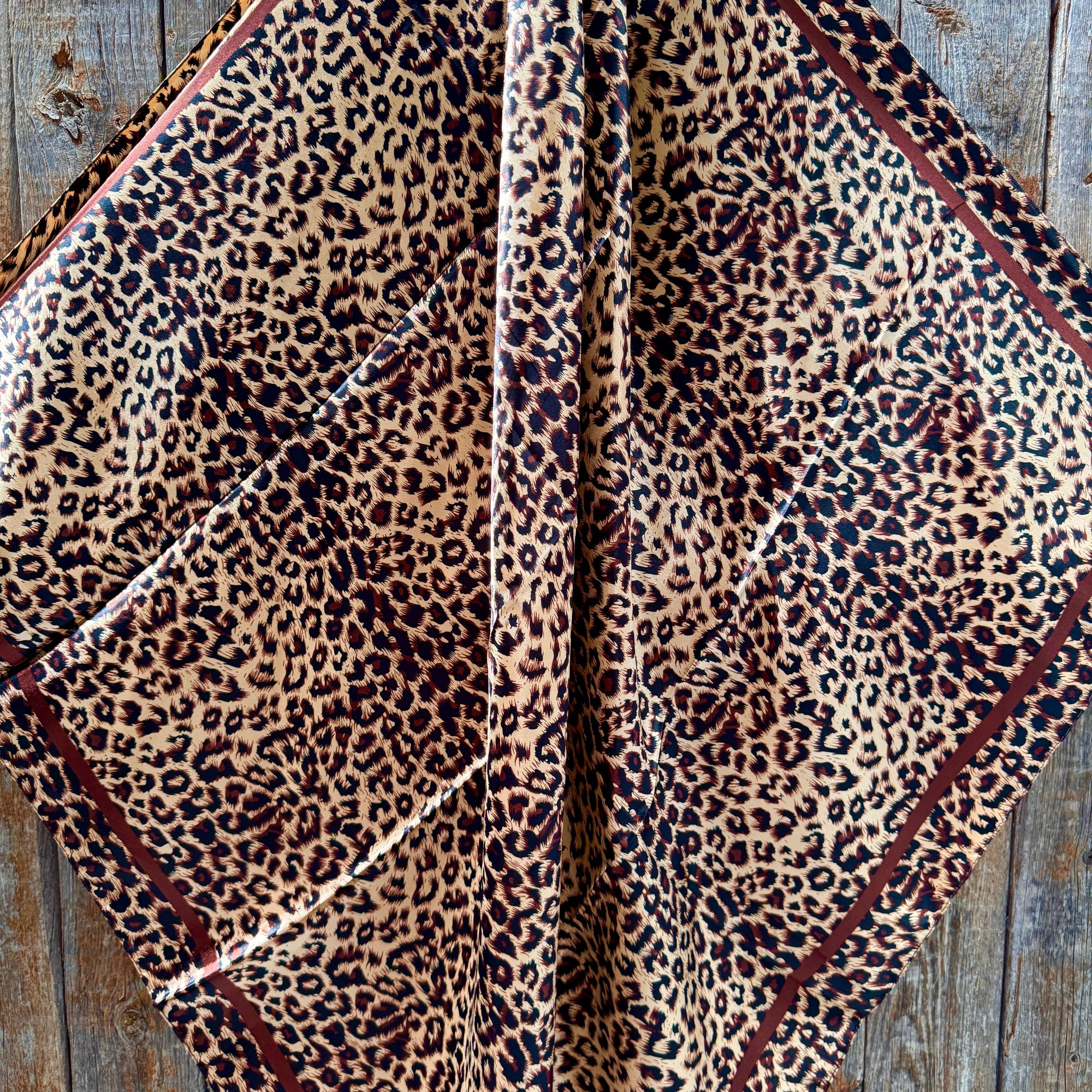 35X35"  Leopard Wild Rag / Scarf WR168X