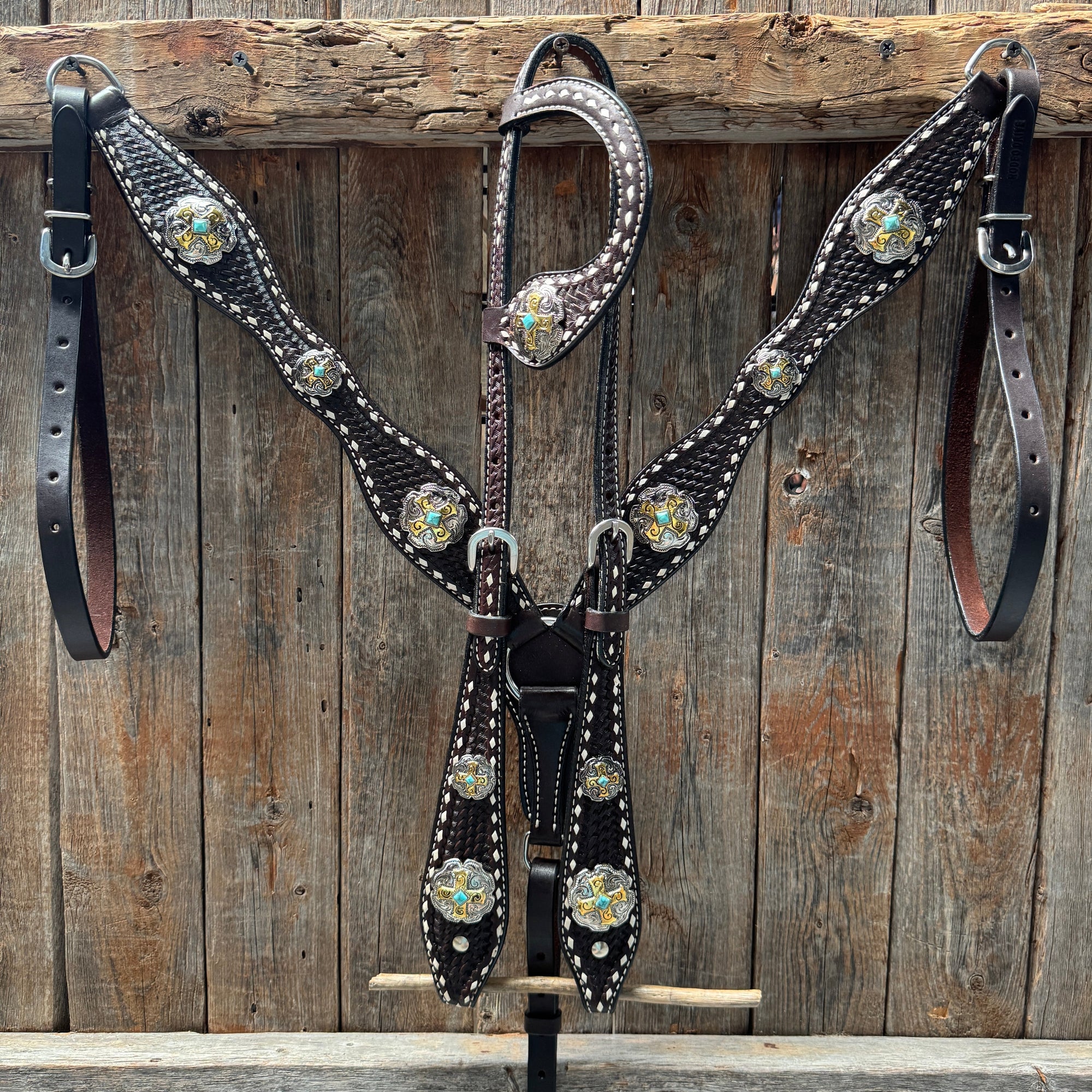 Dark Oil Buckstitch Gold Cross Browband/One Ear and Breastcollar Tack Set 