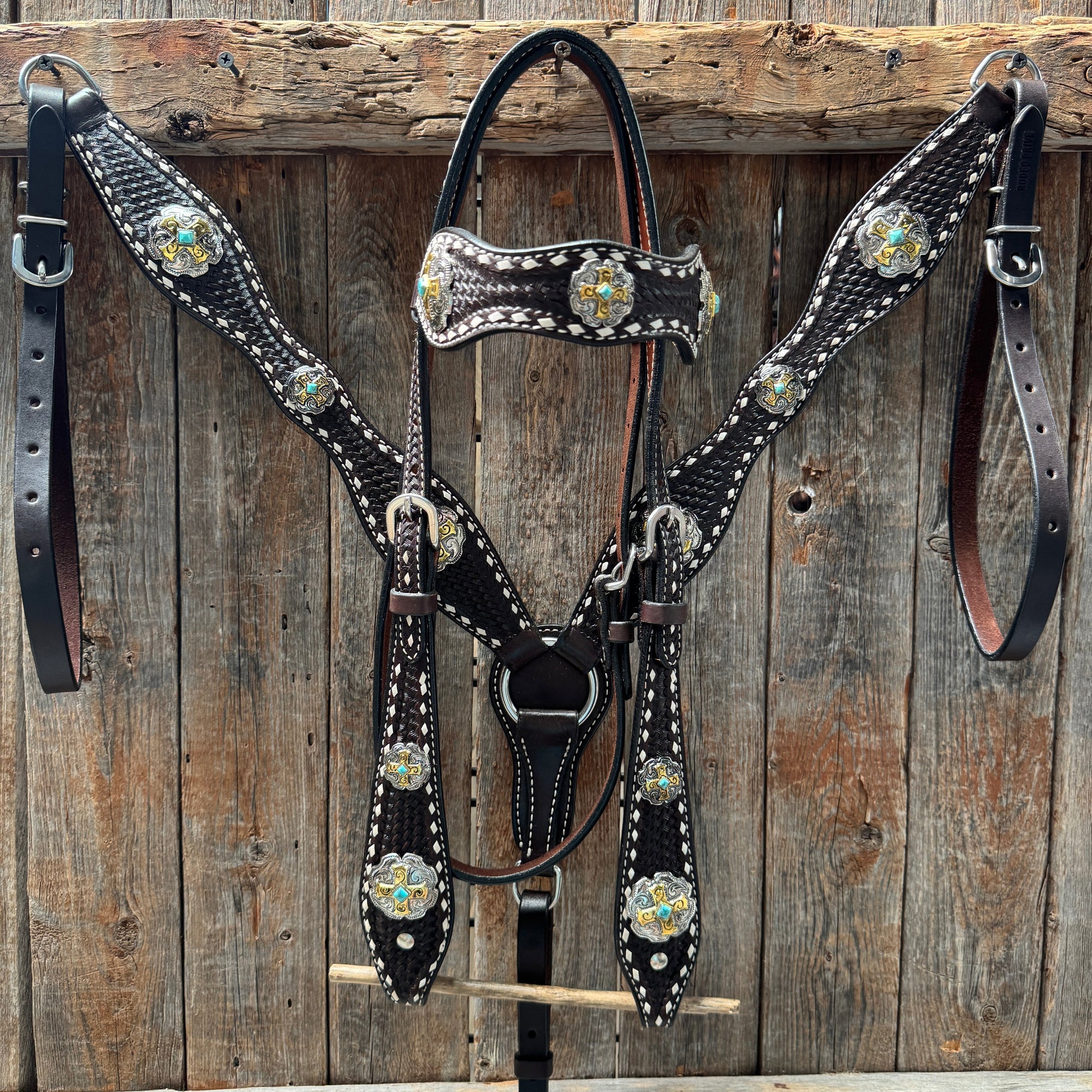 Dark Oil Buckstitch Gold Cross Browband/One Ear and Breastcollar Tack Set 