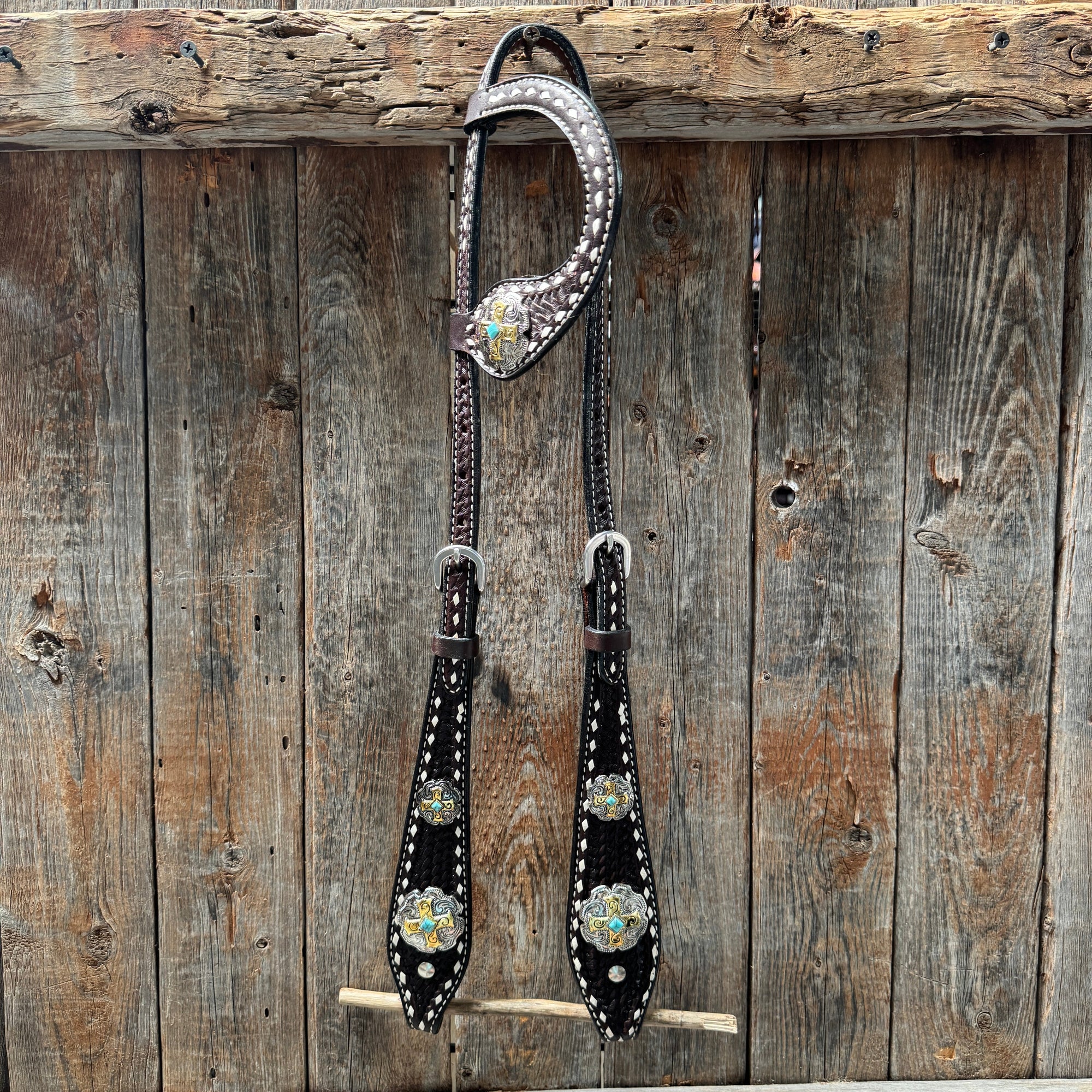 Dark Oil Buckstitch Gold Cross Browband/One Ear and Breastcollar Tack Set 