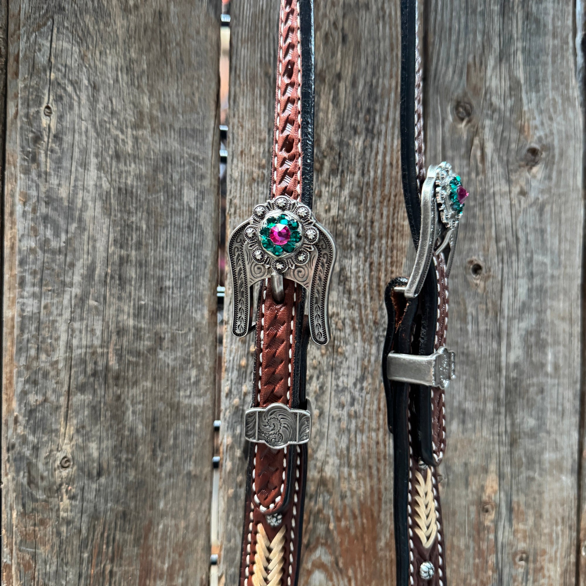 Rawhide Fuchsia, Clear and Emerald One Ear Headstall and Breastcollar Tack Set 