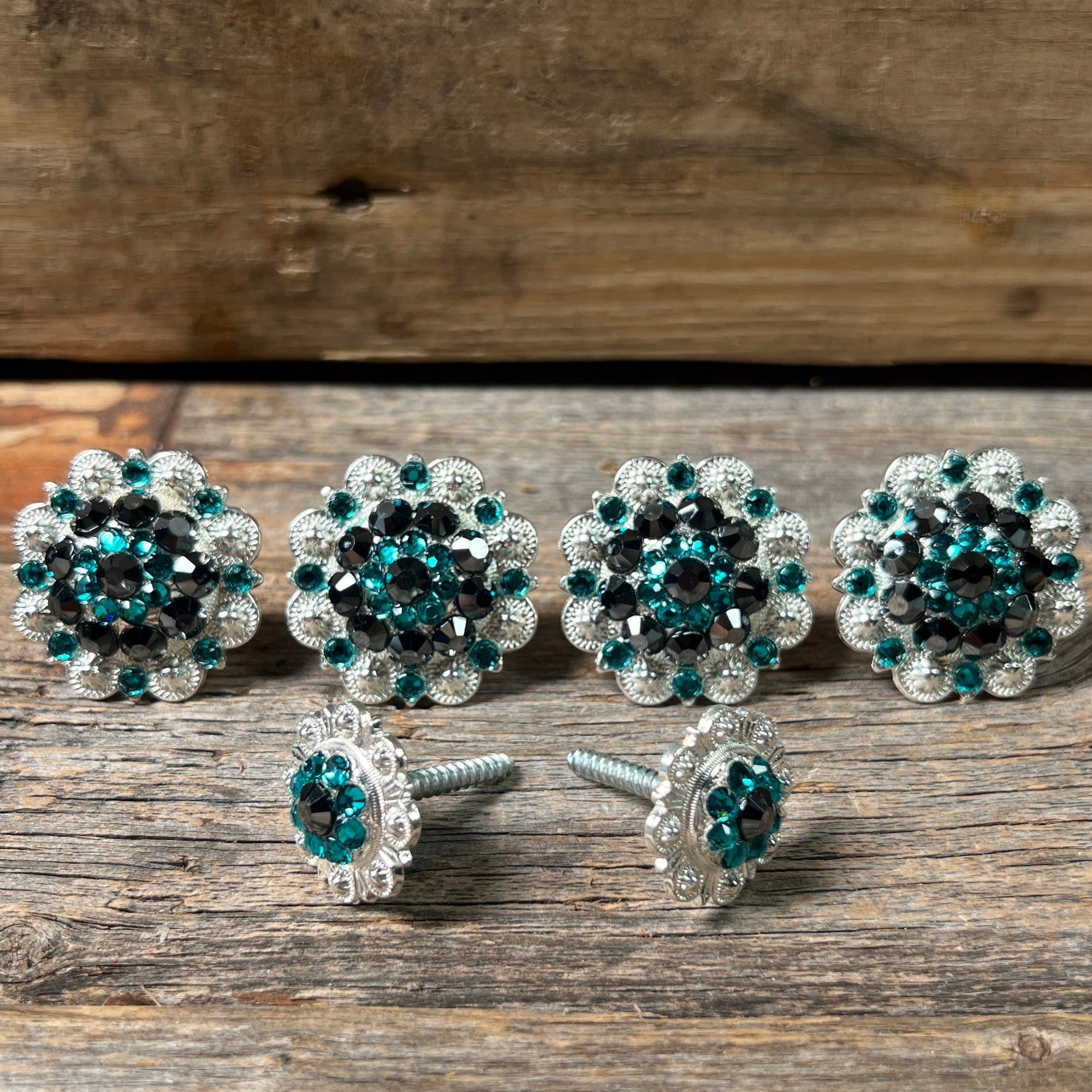 Bright Silver Jet &amp; Teal Saddle Conchos