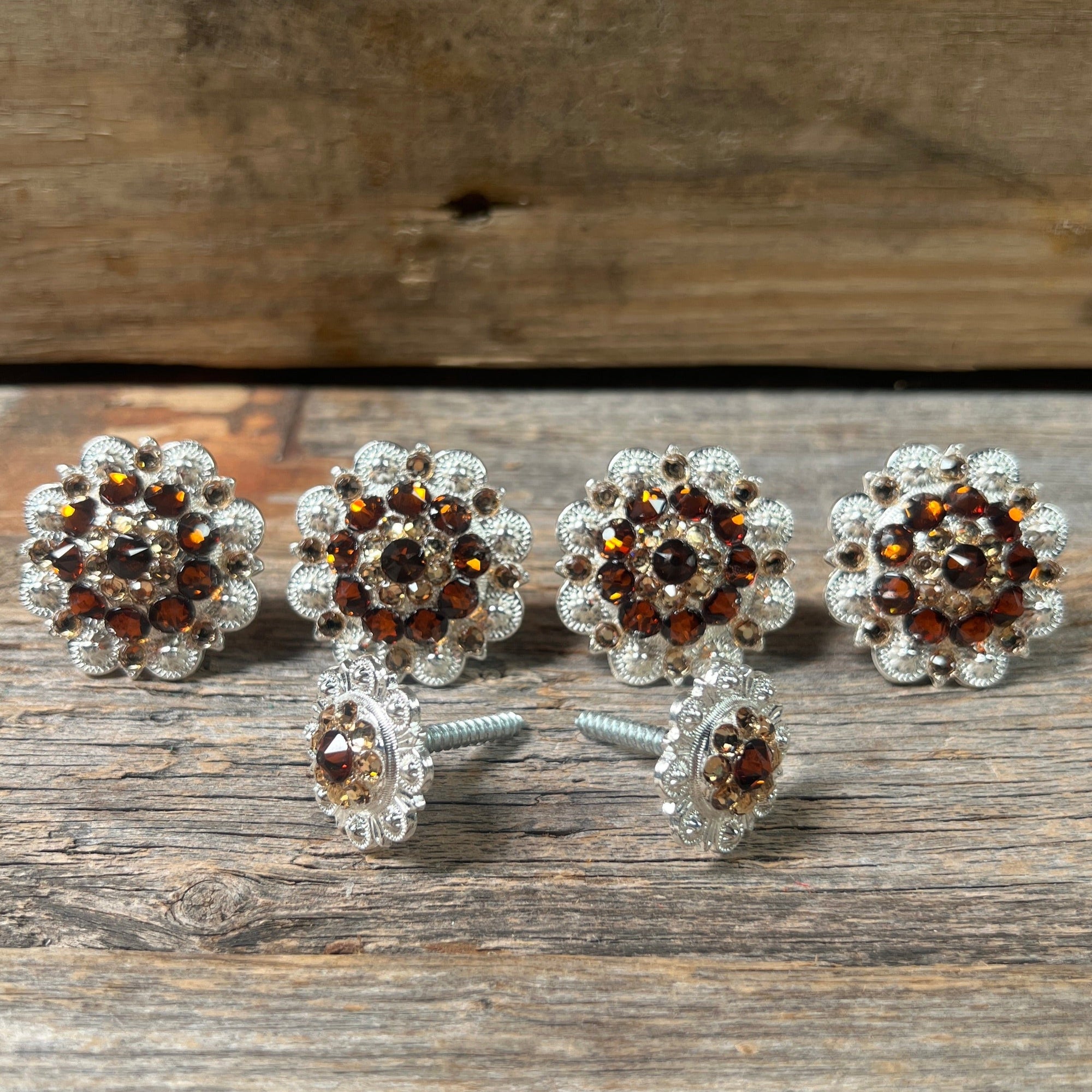 Bright Silver Topaz &amp; Champagne Saddle Conchos