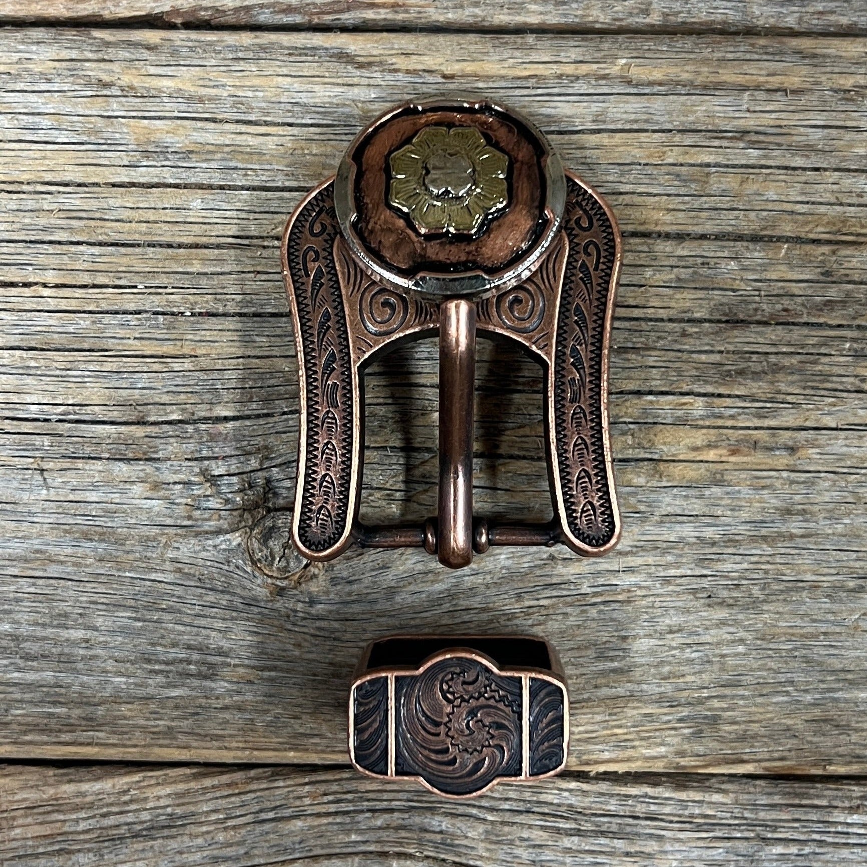 Copper &amp; Gold Flower Western Concho W192