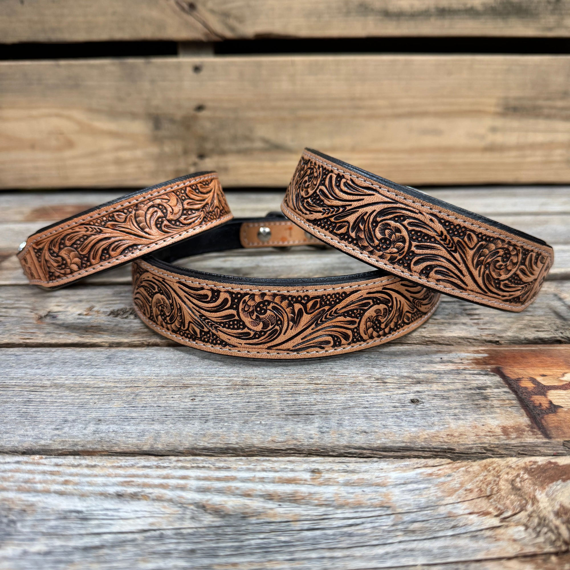 Light Oil Floral Padded Dog Collar 