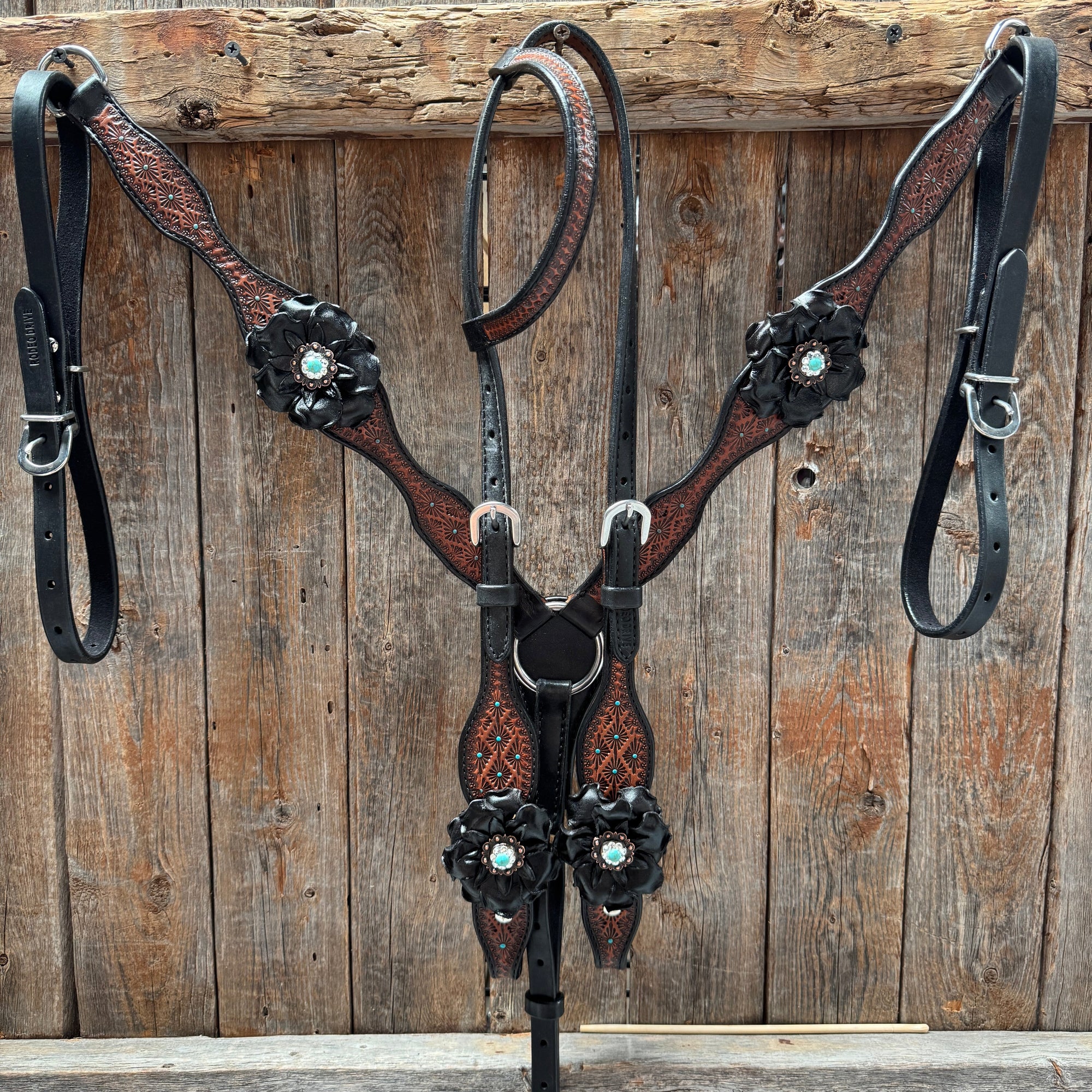 Teal Diamond Turquoise and Clear One Ear - Breastcollar Tack Set 